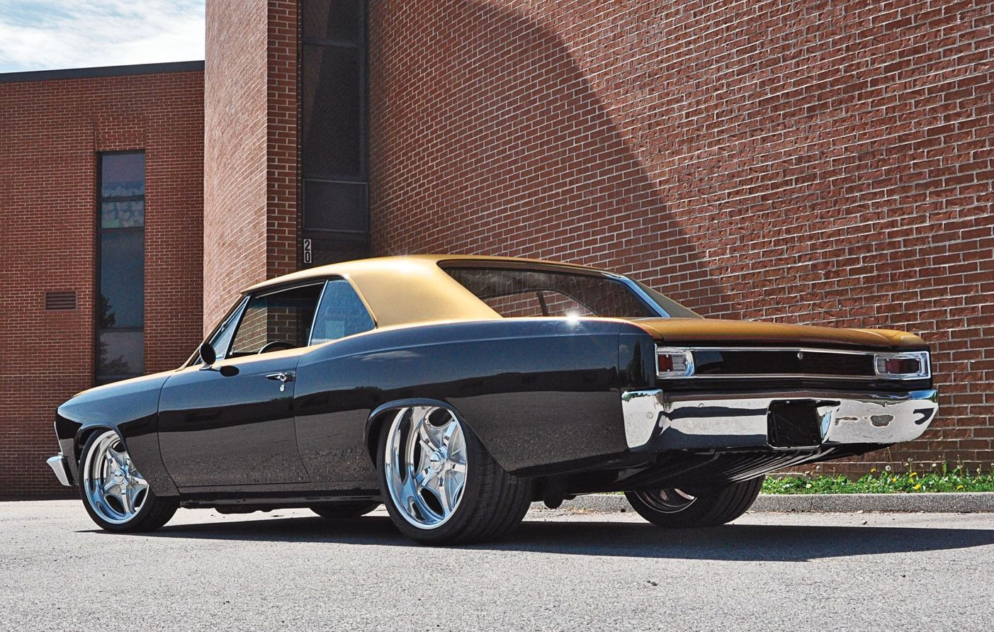 Wallpaper #75859 Taking the 80s Style Box Chevy to the Extreme on 26s Hot Donk