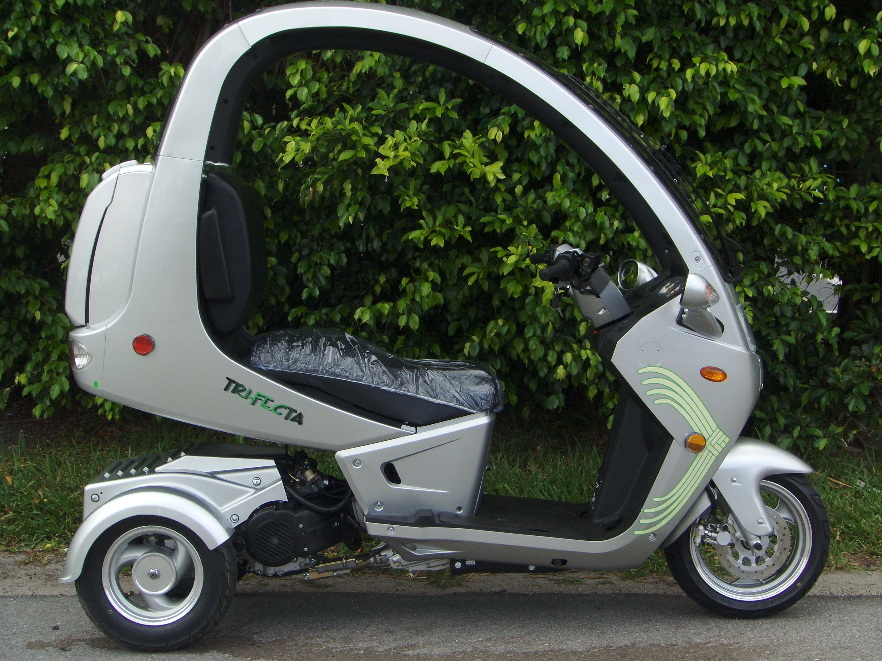 Wallpaper #wuqLUpMBlwTYPL18Cgn-199 Trifecta the 3 Wheel Scooter 3 Wheel Scooter Three Wheel Scooters