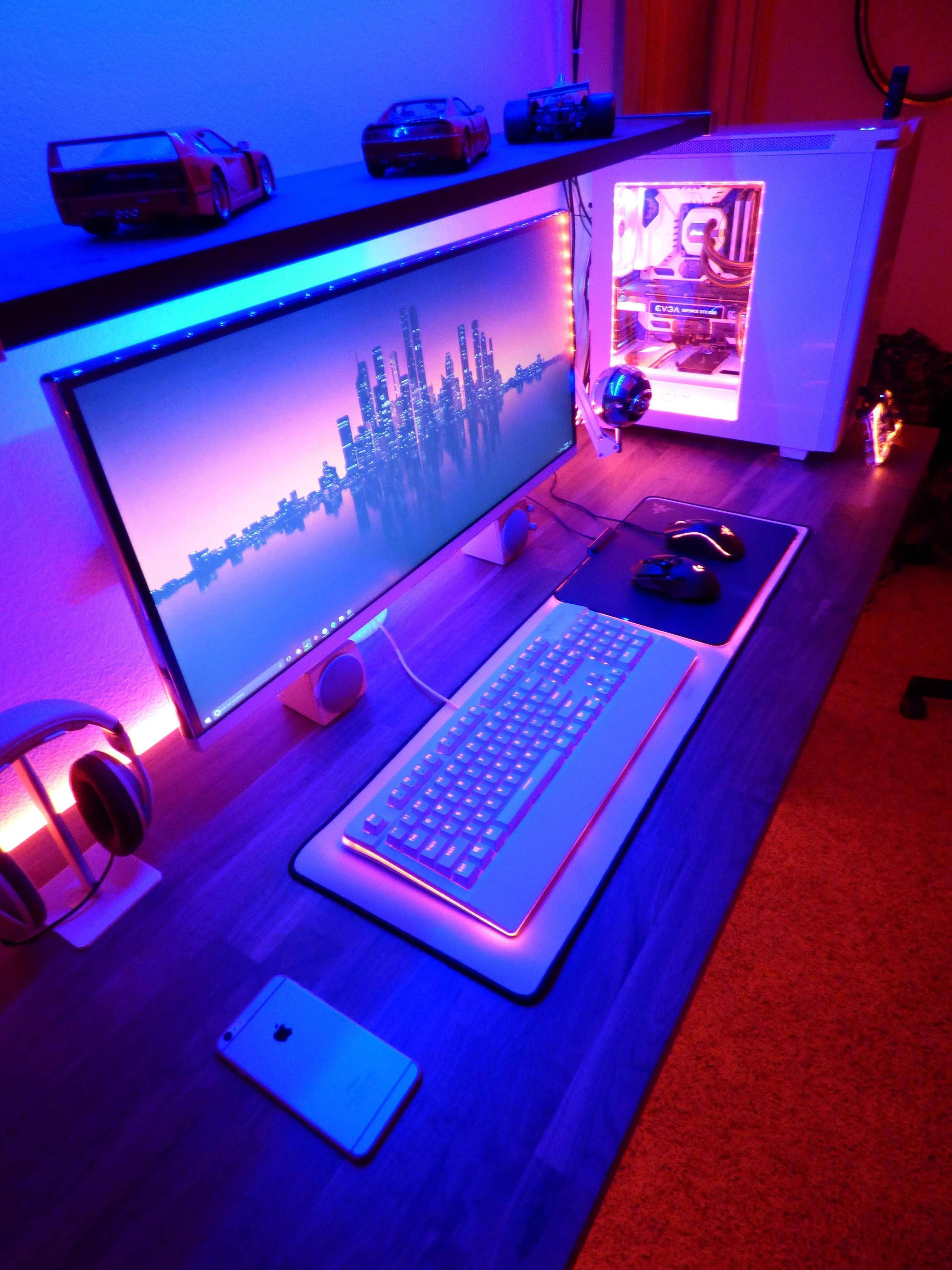 Wallpaper #Lh07LJMBlOZrFDOkAMrZ131 Office Including Partitions Between Desks Perfect for the Missus Setup