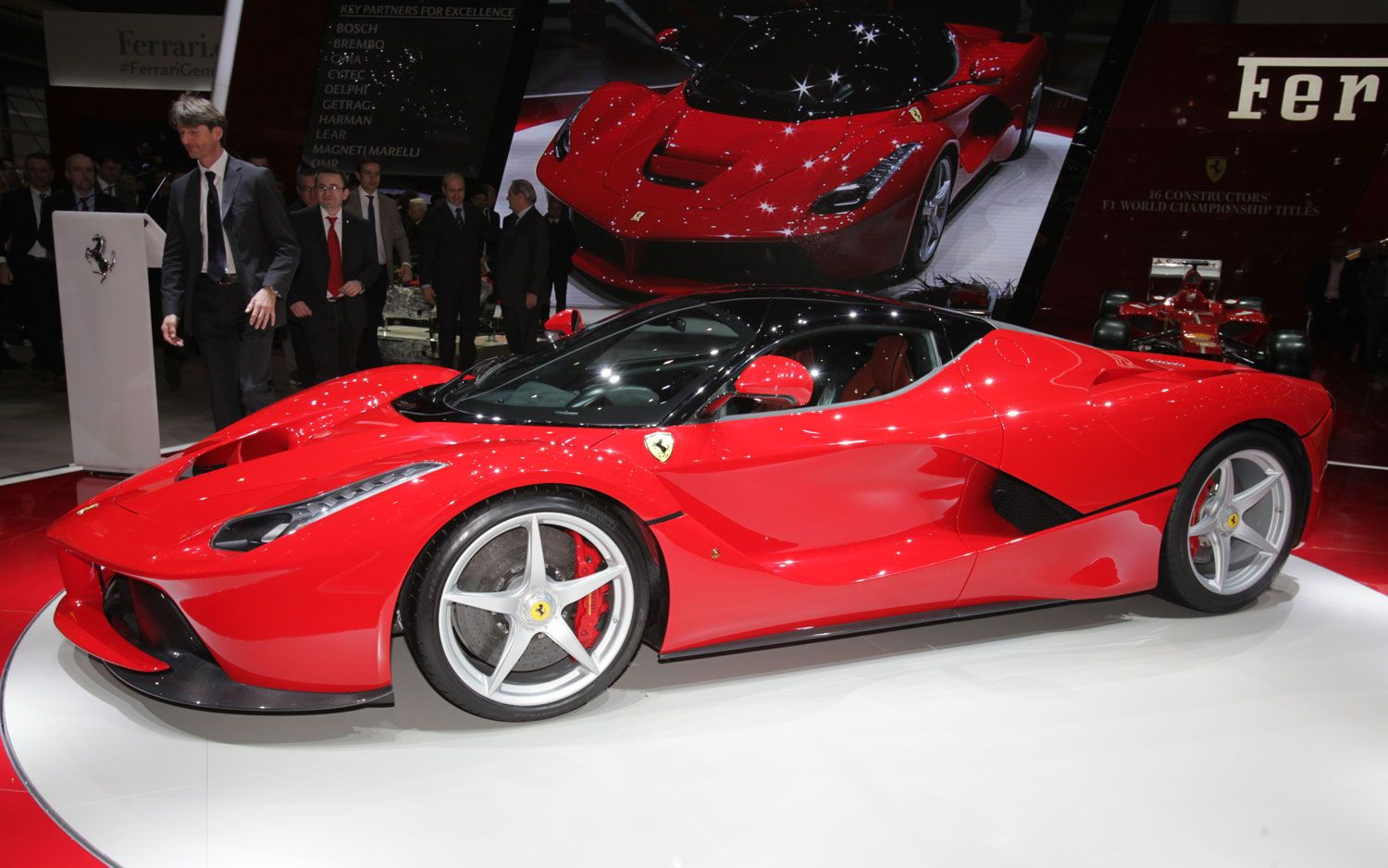 Wallpaper #IamqKZMBMYaX5LKBcdT3182 Ferrari Laferrari First Look Motor Trend Ferrari Laferrari Super