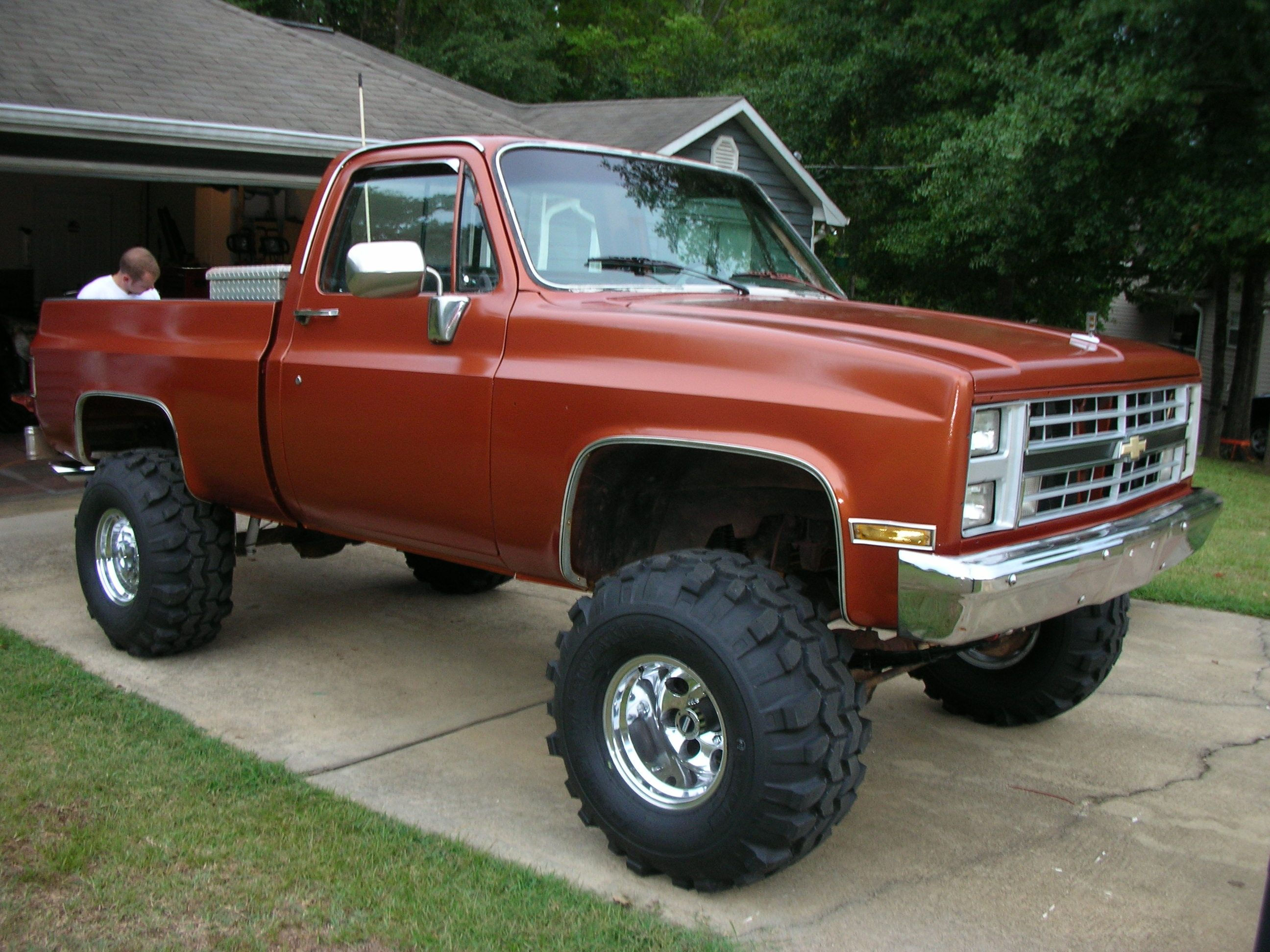 Wallpaper #75859 Taking the 80s Style Box Chevy to the Extreme on 26s Hot Donk