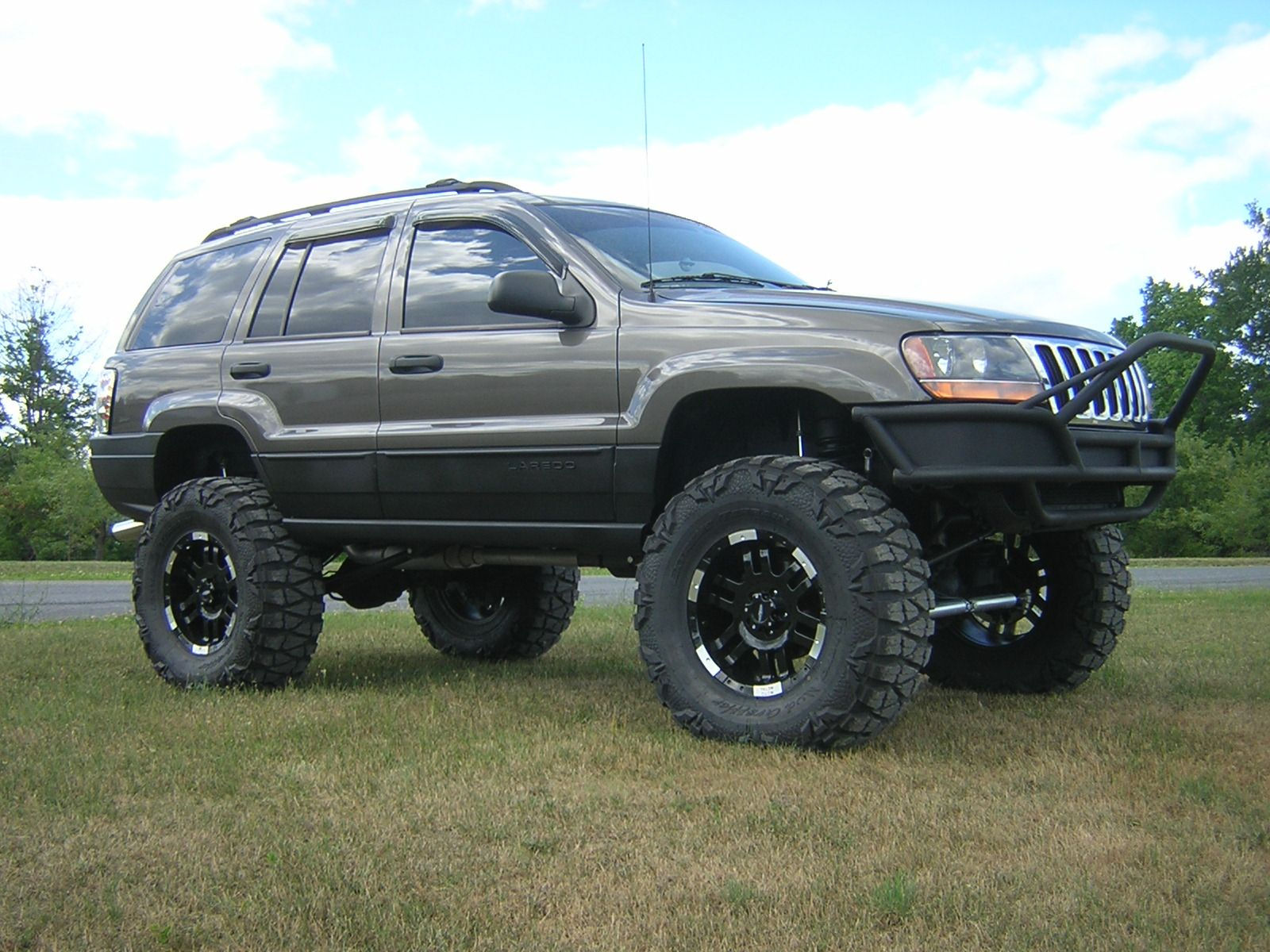 Wallpaper #zWdL9JIBSpphPi3-t3lY49 2000 Jeep Grand Cherokee Lifted Want These Wheels Tiressss