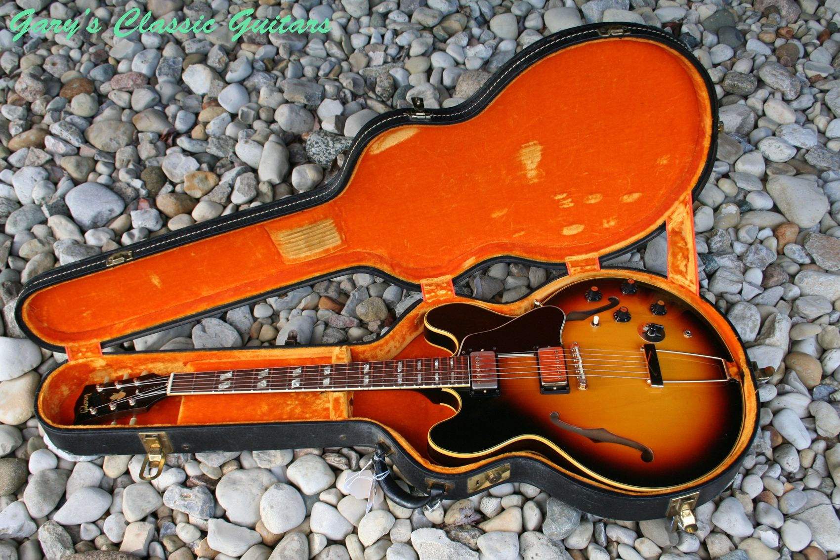 Wallpaper #qmd-DJMBSpphPi3-ad6B192 Gibson Es 345 Classic Guitar Guitar Gear Vintage Guitars