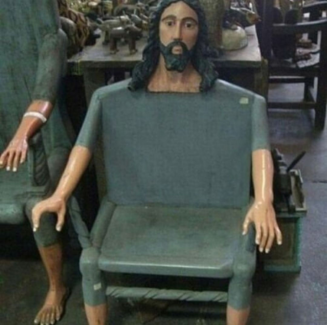 Wallpaper #V_9bapMB3lSXT3zUceam168 Jesus Chair Cursed Images Funny Pictures Stupid Funny Memes