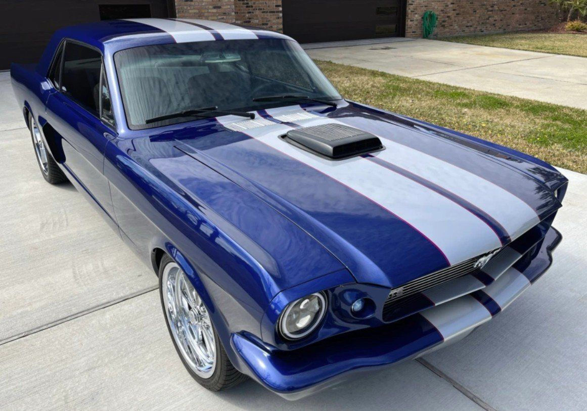 Wallpaper #n7gi1pIBJvJKYCmEdNwN161 1966 Ford Mustang Coupe Modified Blue Silver Stripes 302ci V8 3