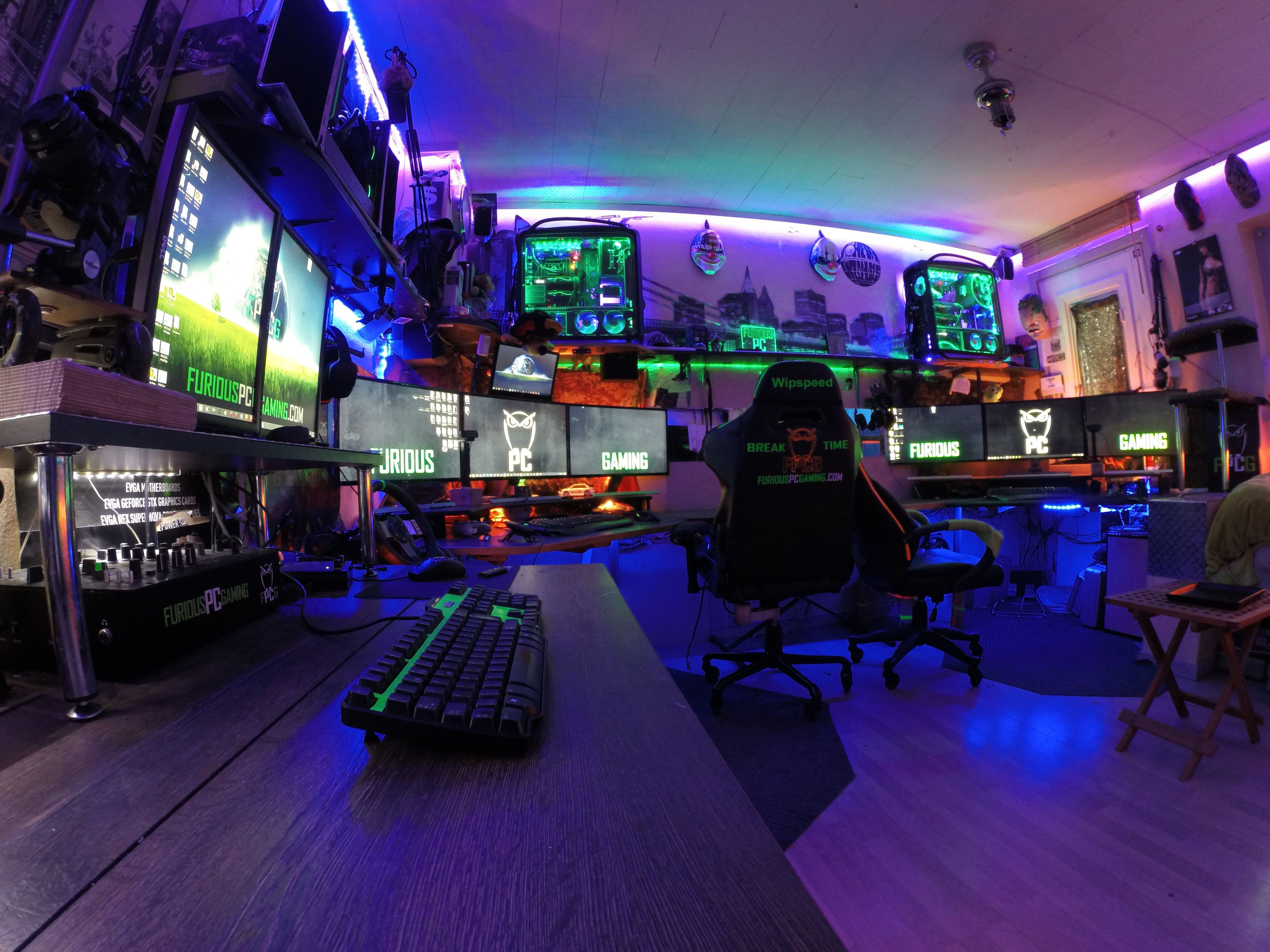 Wallpaper #Lh07LJMBlOZrFDOkAMrZ71 The Cave Video Game Rooms Gaming Room Setup Video Game Room