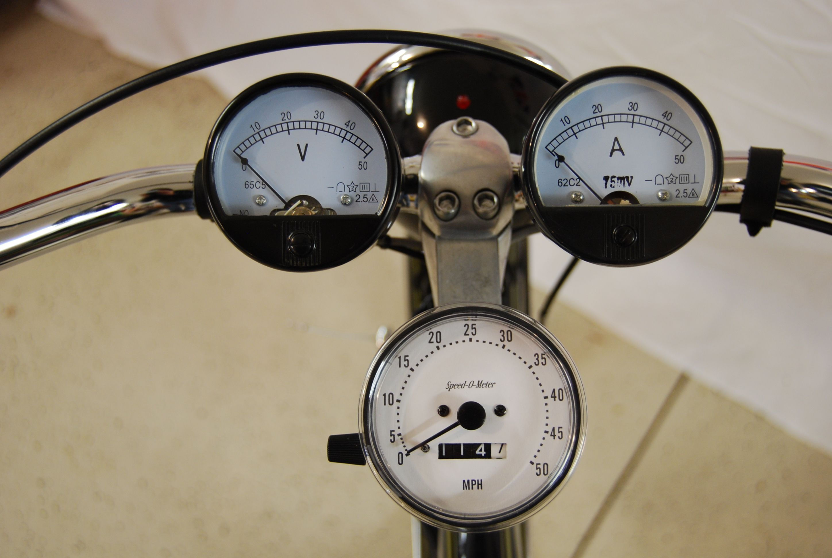 Wallpaper #zHdvJ5MB-pgBXx60VqUF316 Volt and Ammeter Gauges and a Bike Speedometer with Modified Dial