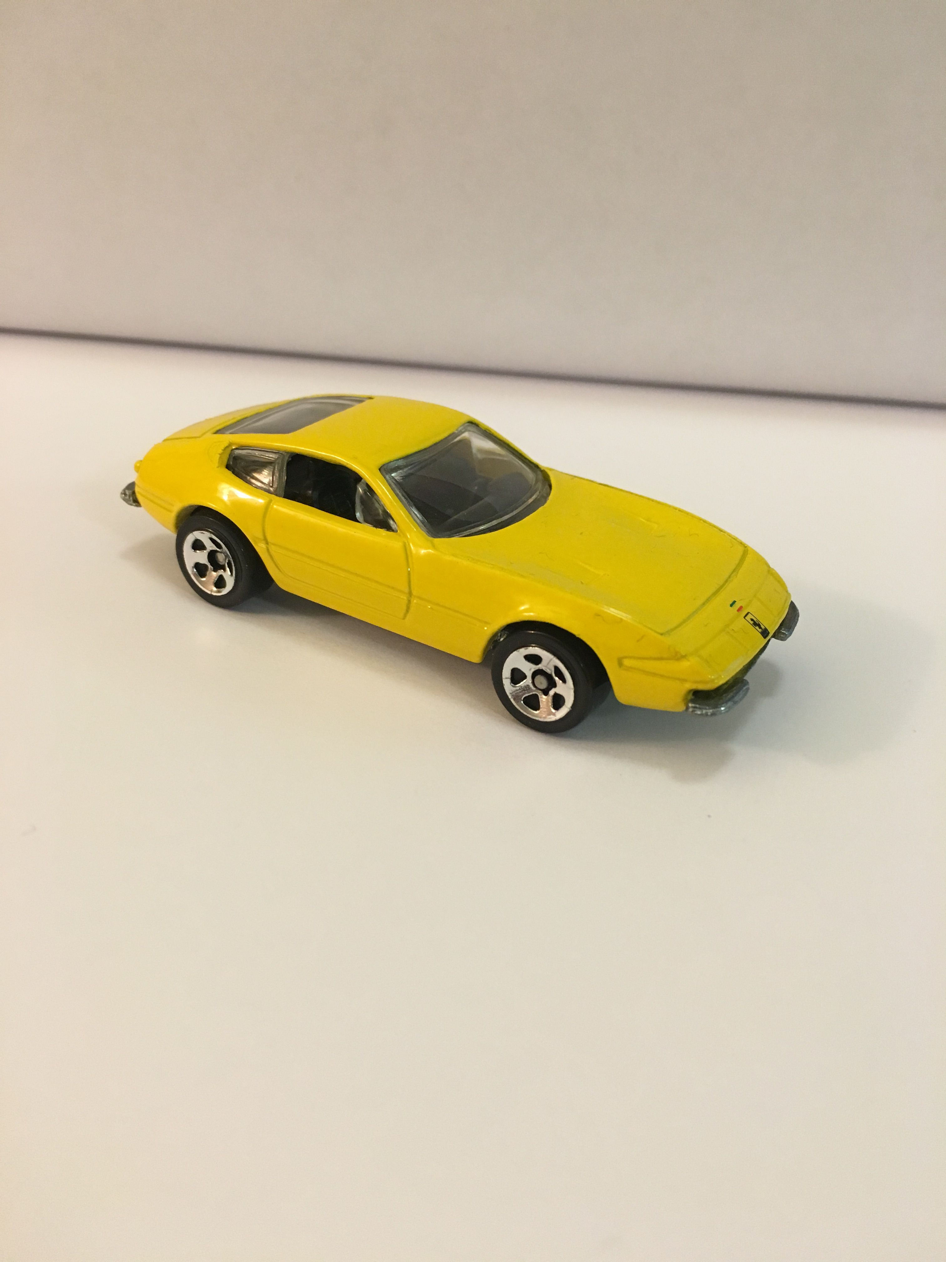 Wallpaper #O2fS_ZIBSpphPi3-u52G296 Ferrari 365 Gtb4 1999 Hot Wheels Ferrari Toy Car