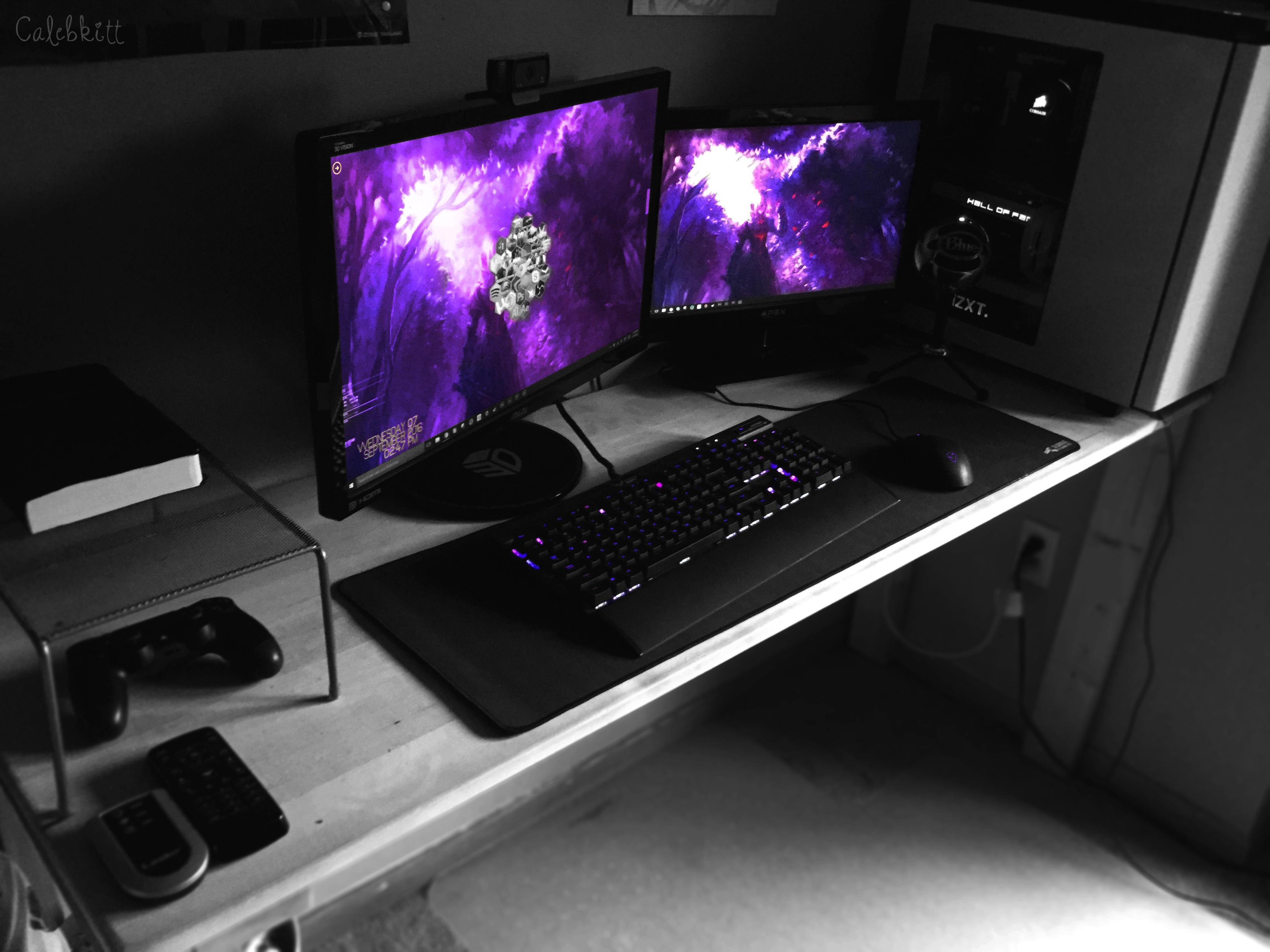 Wallpaper #MH0T8Y4Bnwiau_P6ywic49 Purple Gaming Setup Computer Setup Gamer Setup Gaming Setup