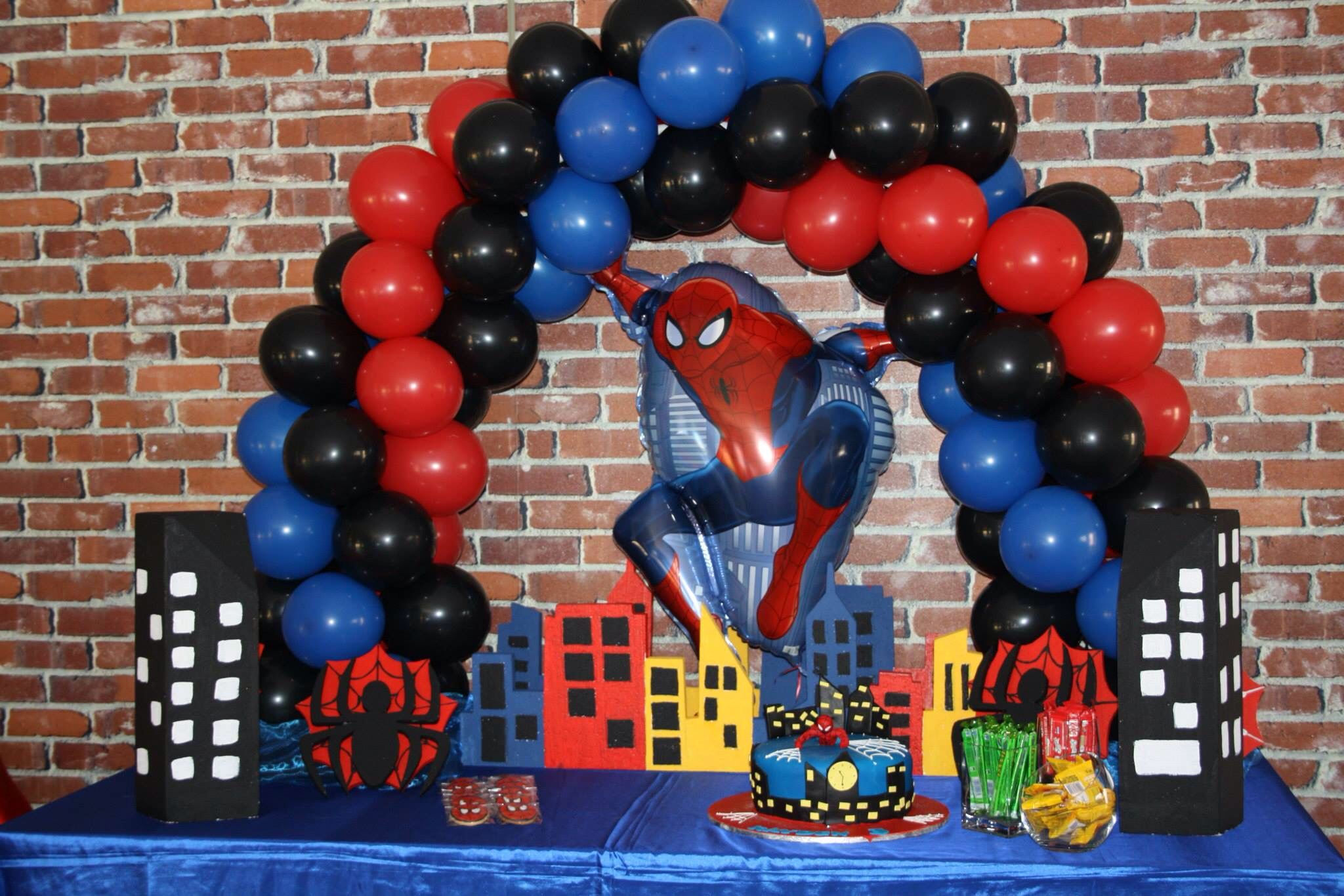 Wallpaper #bFhoNJMBzN9vxX34MTwM113 Spiderman Table Balloon Arch Fiesta De Spiderman Decoracion