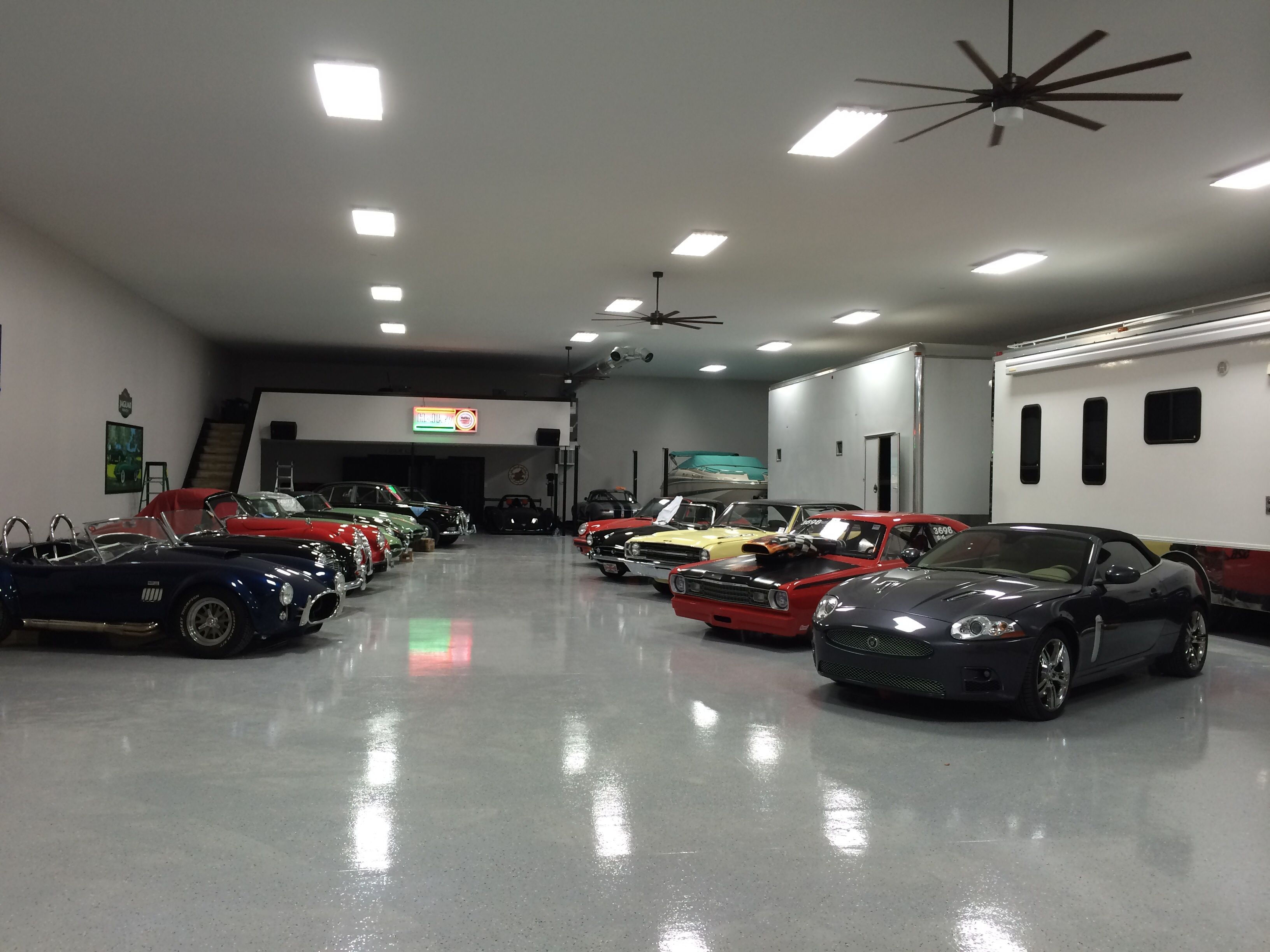Wallpaper #42iHFpMBSpphPi3-IQts25 World S Most Beautiful Garages Exotics Artofit