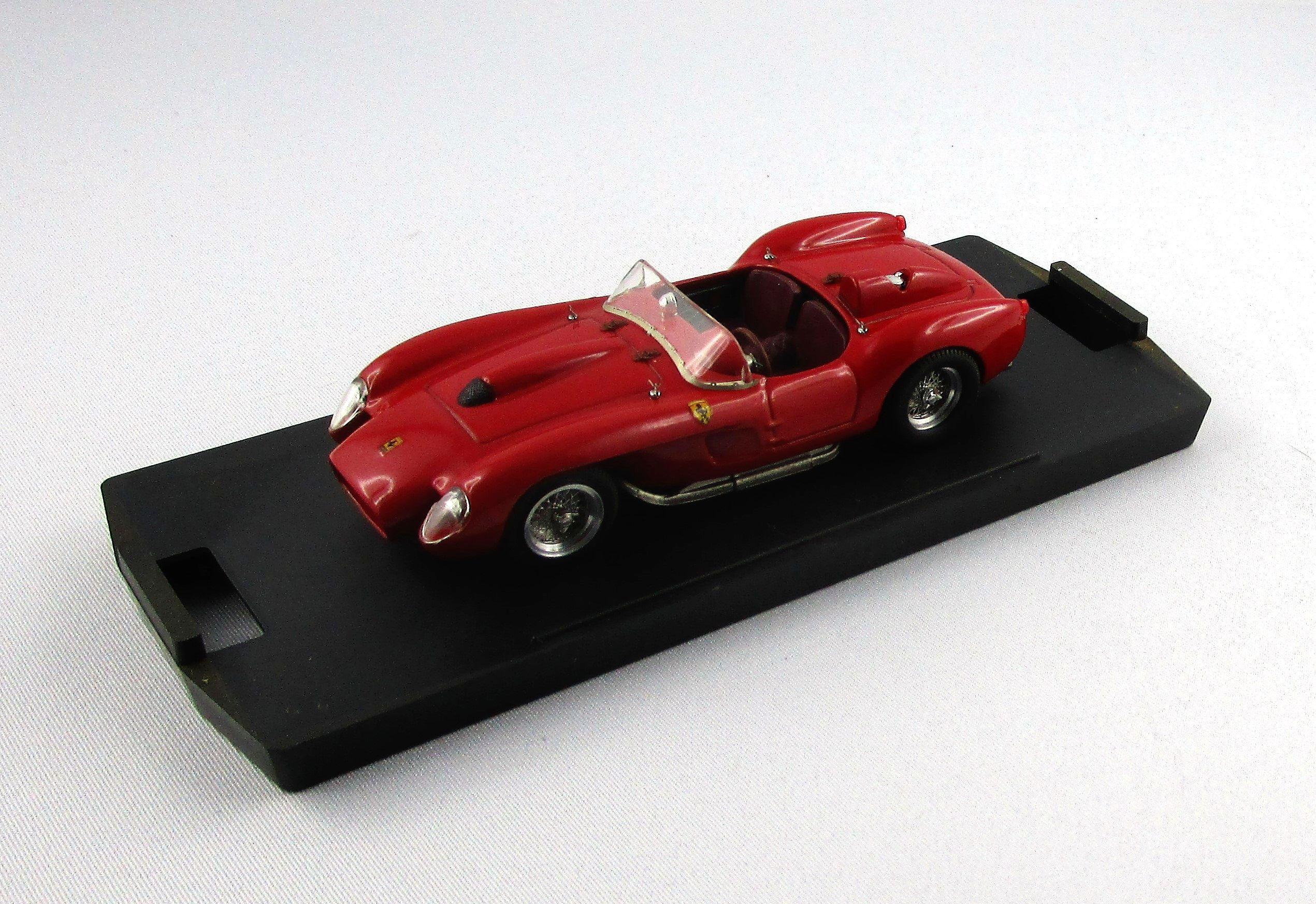 Wallpaper #O2fS_ZIBSpphPi3-u52G262 Car Model Ferrari Toy Car Models Toys Templates Activity Toys
