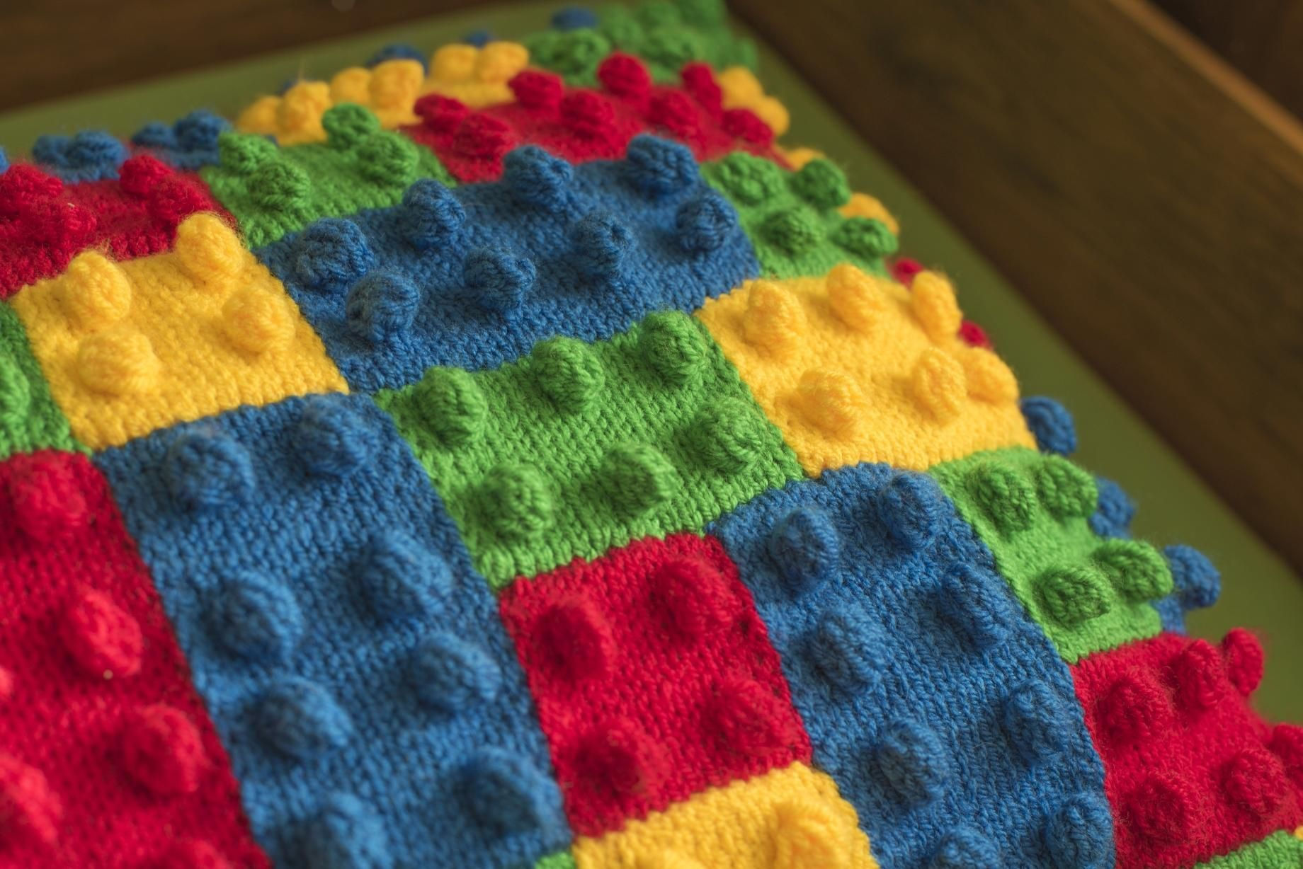 Wallpaper #UmdW6pIBSpphPi3-sUax252 Lego Inspired Cushion Cover Knitting Pattern by Chaos is Green in 2024