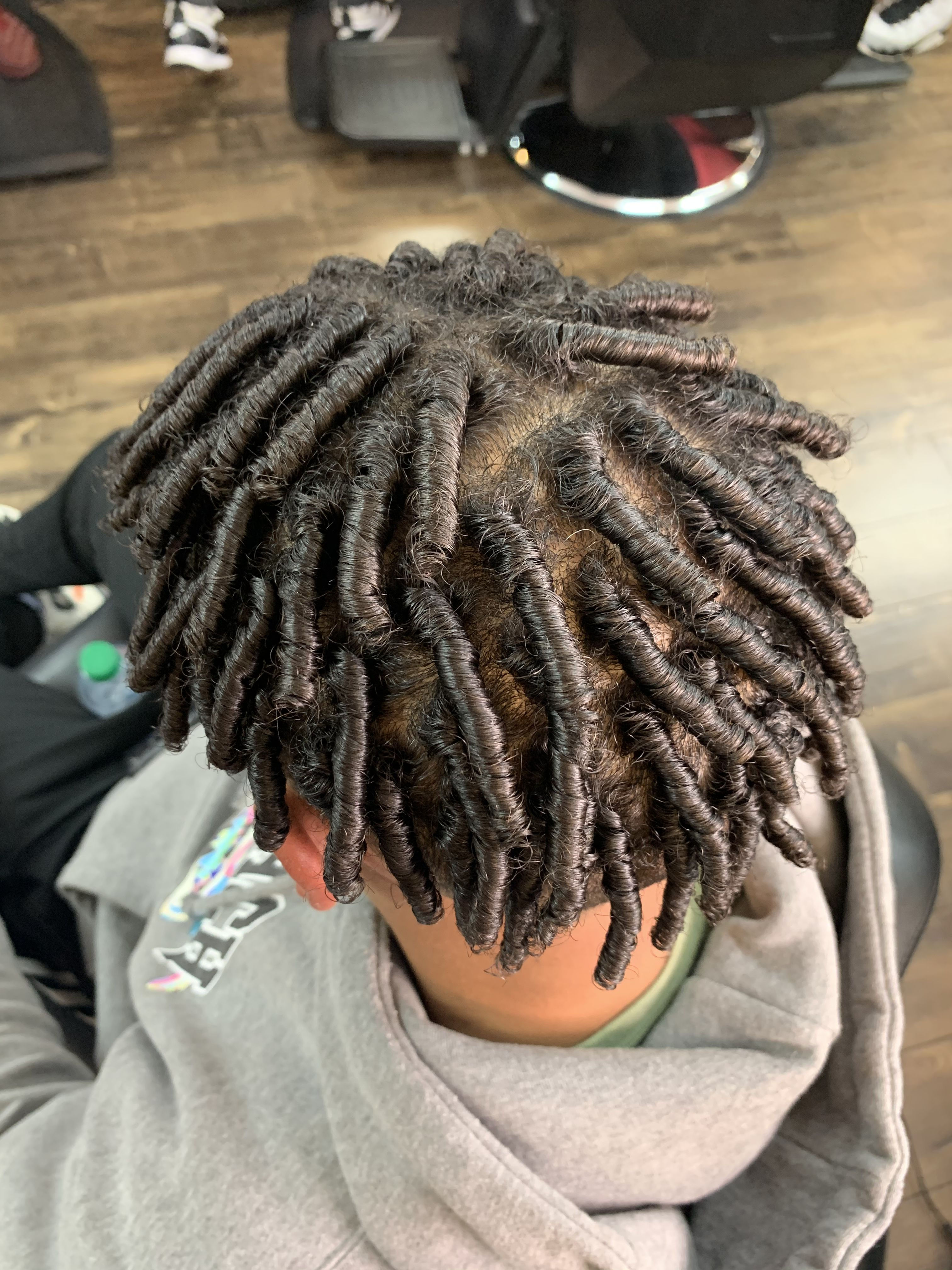 Wallpaper #1WhoJJMBSpphPi3-ETjA87 Comb Coil Starter Locs with Middle Part and Square Parts Hair Twists