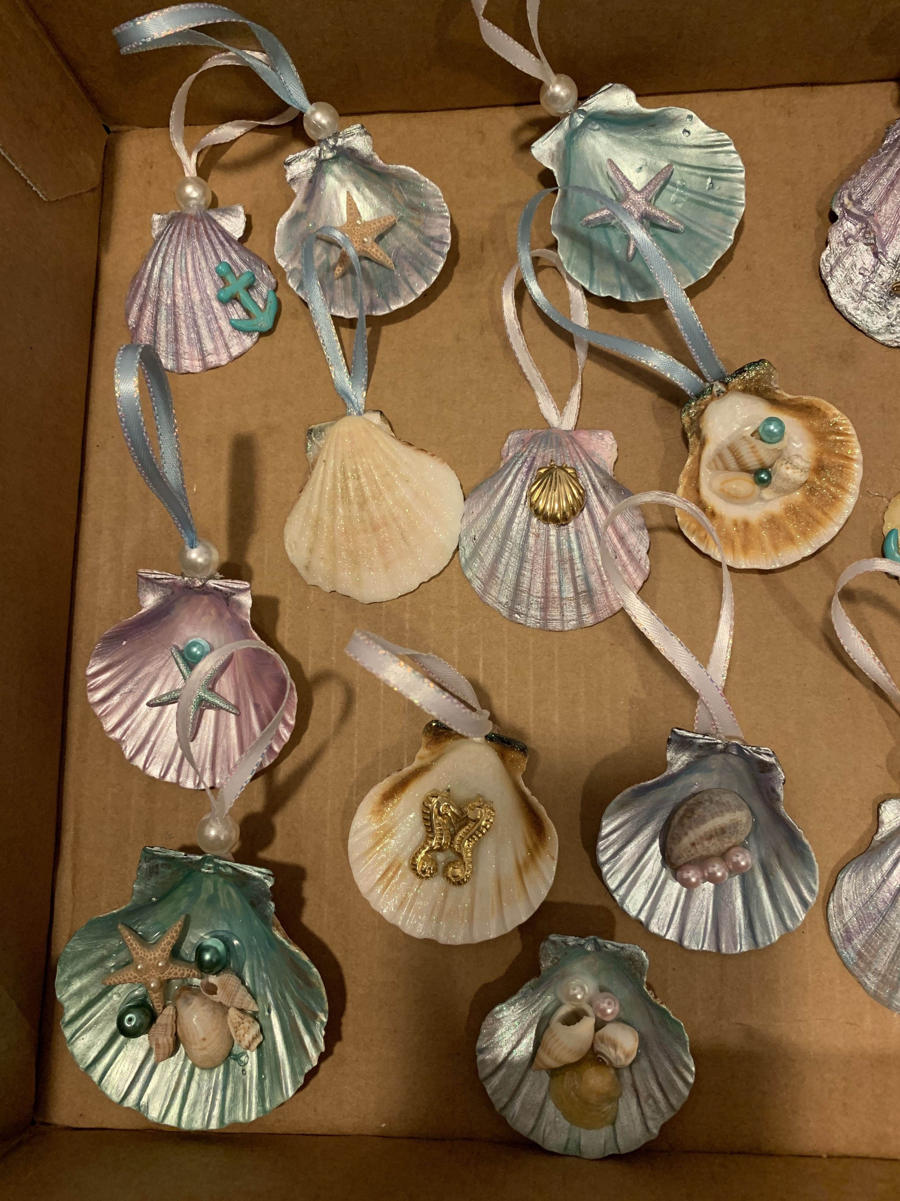 Wallpaper #9TF2NZMB5zzyi_yYKVak250 Pin by Debbie Handy on Beachy Christmas Seashell Crafts Shell Crafts