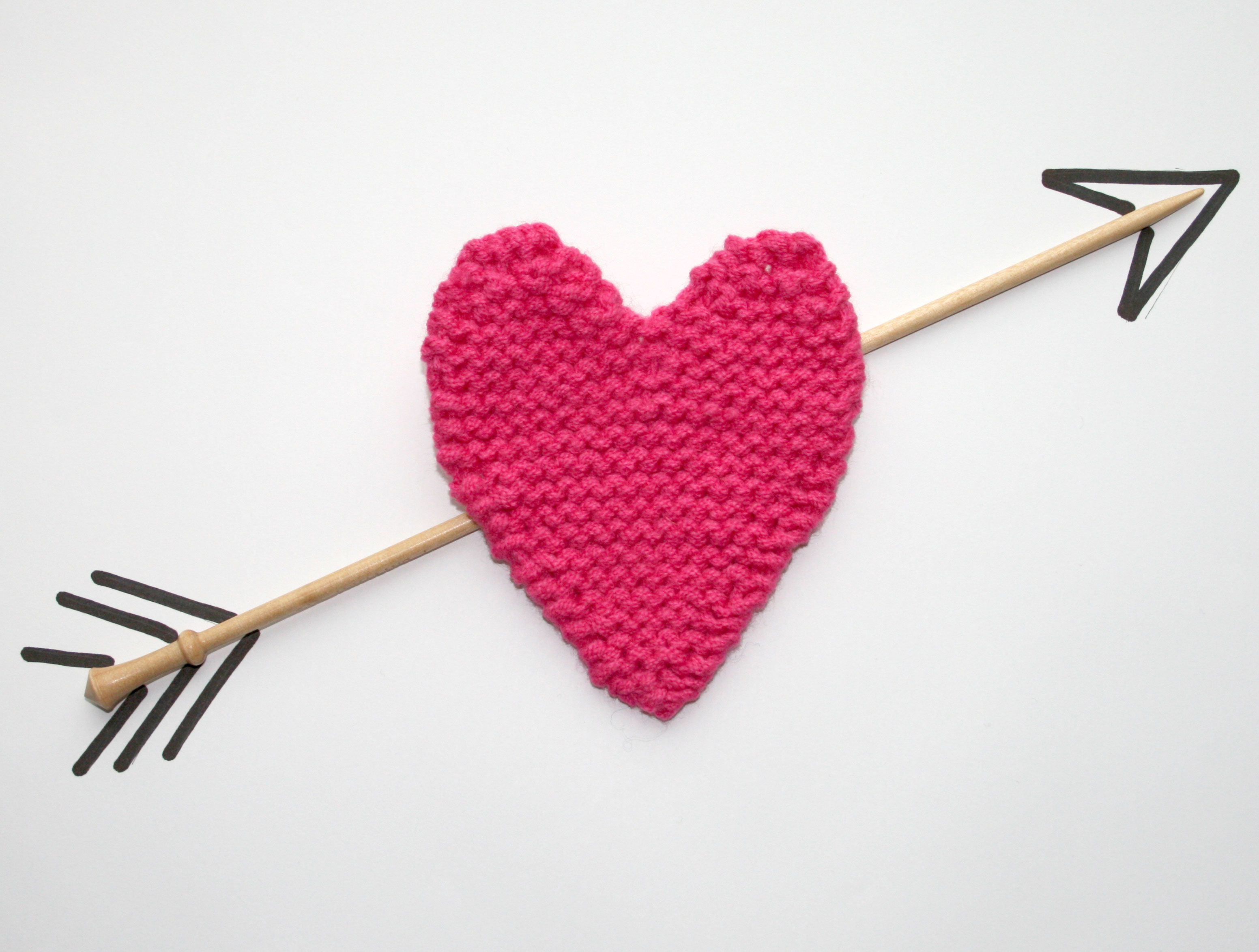 Wallpaper #HGdy7ZIBSpphPi3-_1jy46 Heart Knitting Pattern by Womans Weekly Knitted Heart Pattern