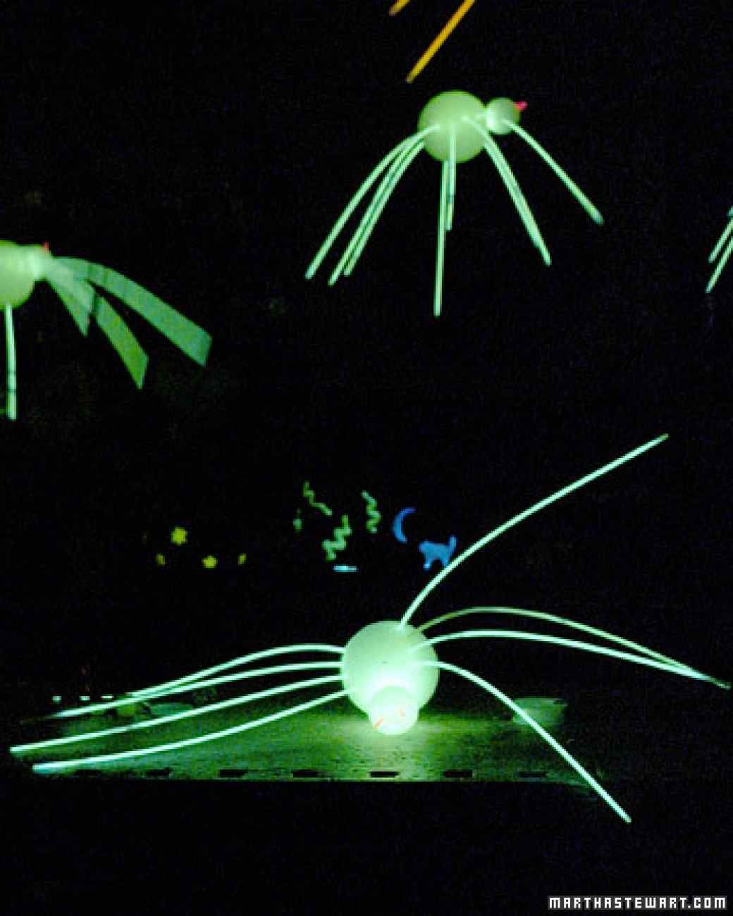 Wallpaper #aBnOEo8BtGB6xQ782GQk44 Glow Stick Spider Glow Sticks Glow Stick Party Stick Spider