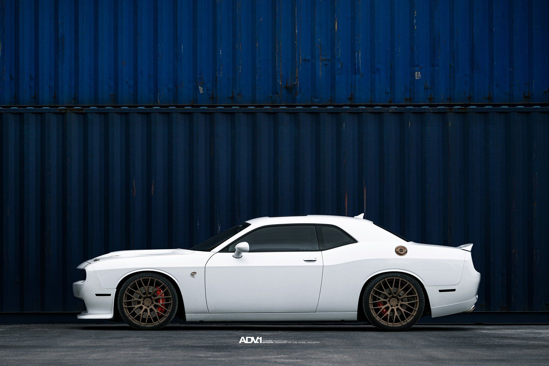 Wallpaper #BZ-aWJMBcUVgGJNo97Ey292 White Hellcat Challenger on Bronze Adv1 Wheels Yay or Nay Ground