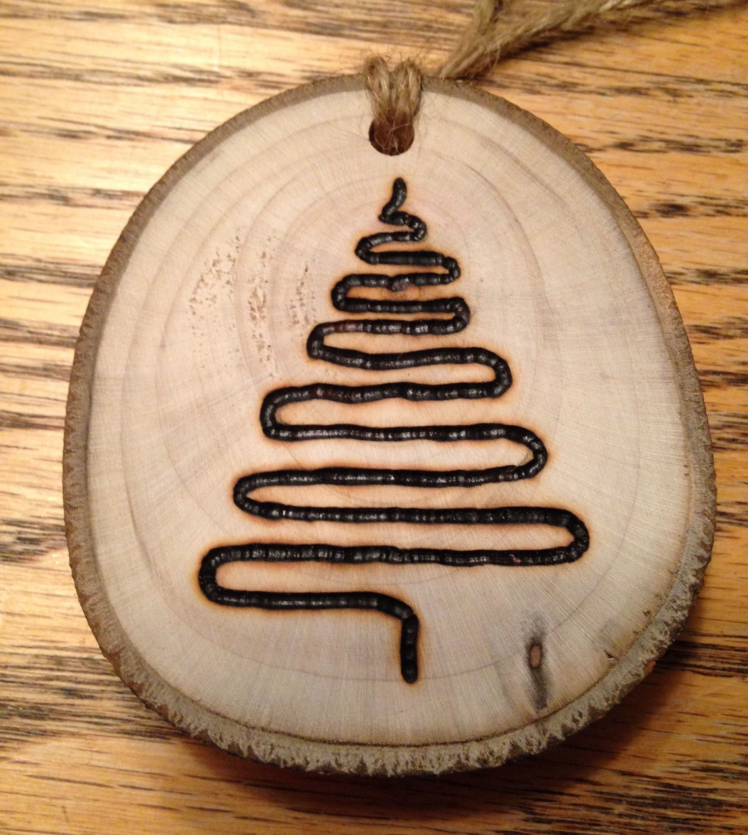 Wallpaper #9TF2NZMB5zzyi_yYKVak210 Rustic Tree Wood Burned Christmas Ornament Natural Wood Wood