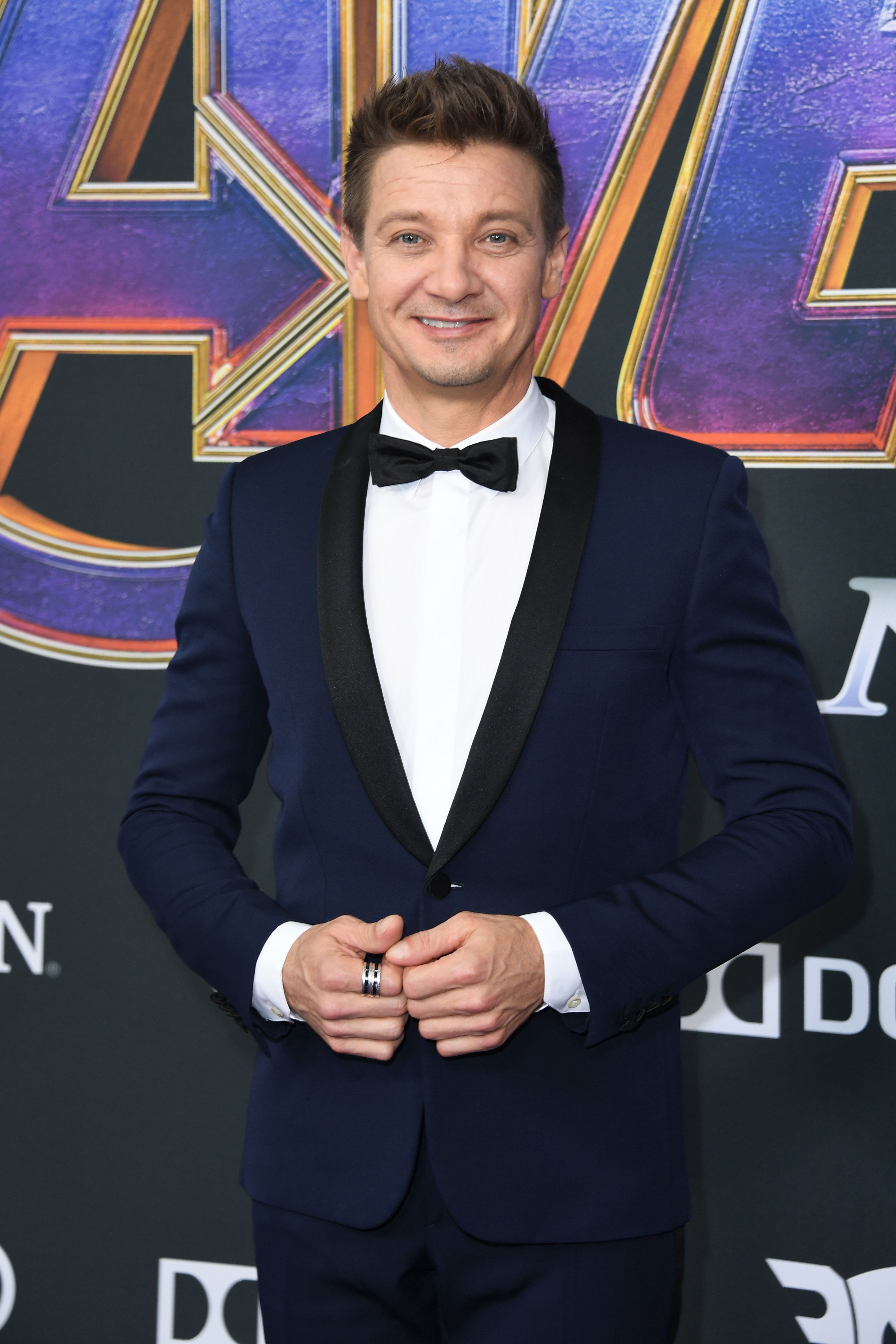 Wallpaper #xRk-NY8BtGB6xQ78_p8644 Jeremy Renner Who is Known as Hawkeye in the MCU Looks Very Handsome