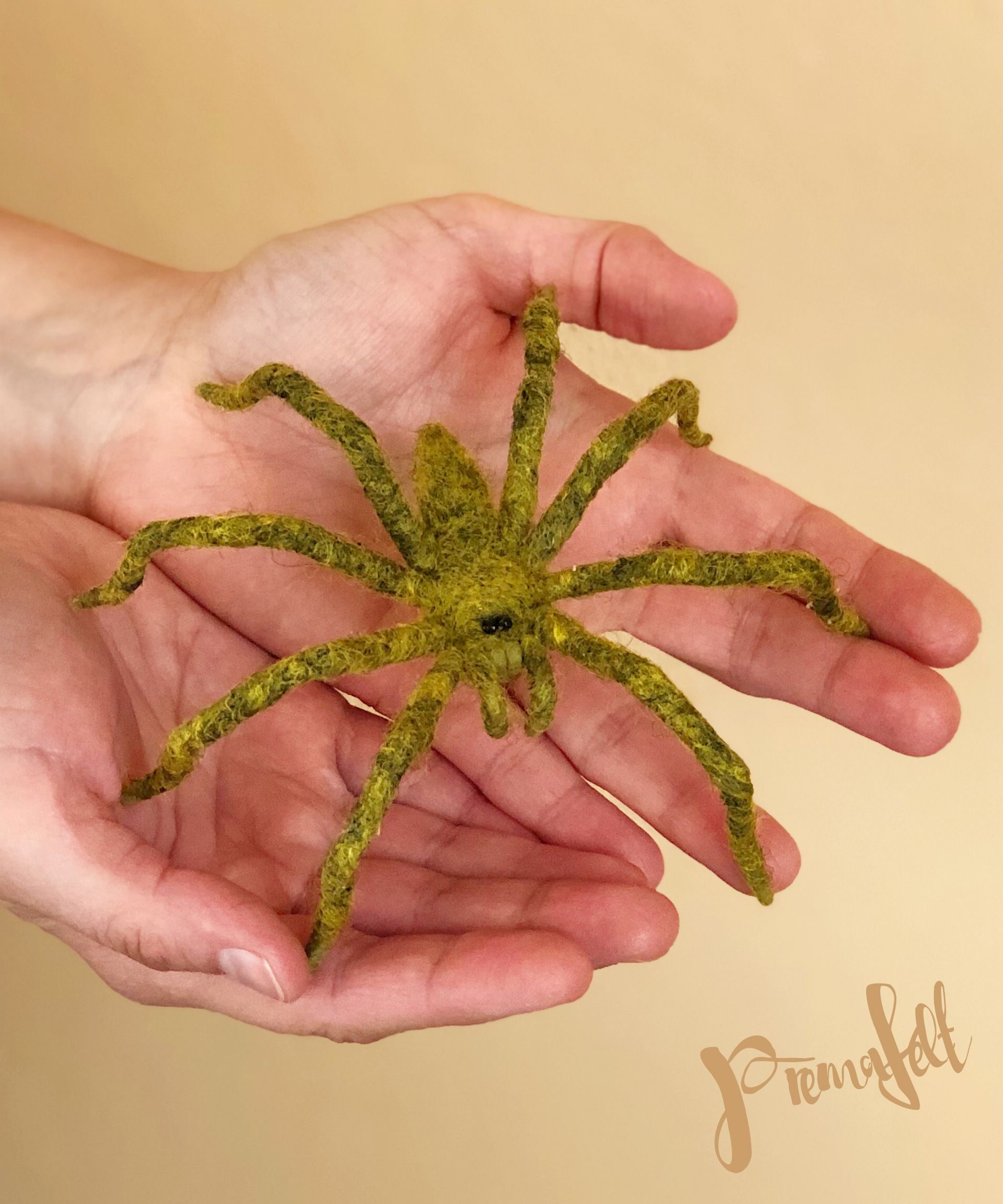 Wallpaper #-vQcOpMBKFX8bn3rt3dJ1 Handmade Spider Toy Sculpture Spider Toy Wool Cat Toy Sculpture