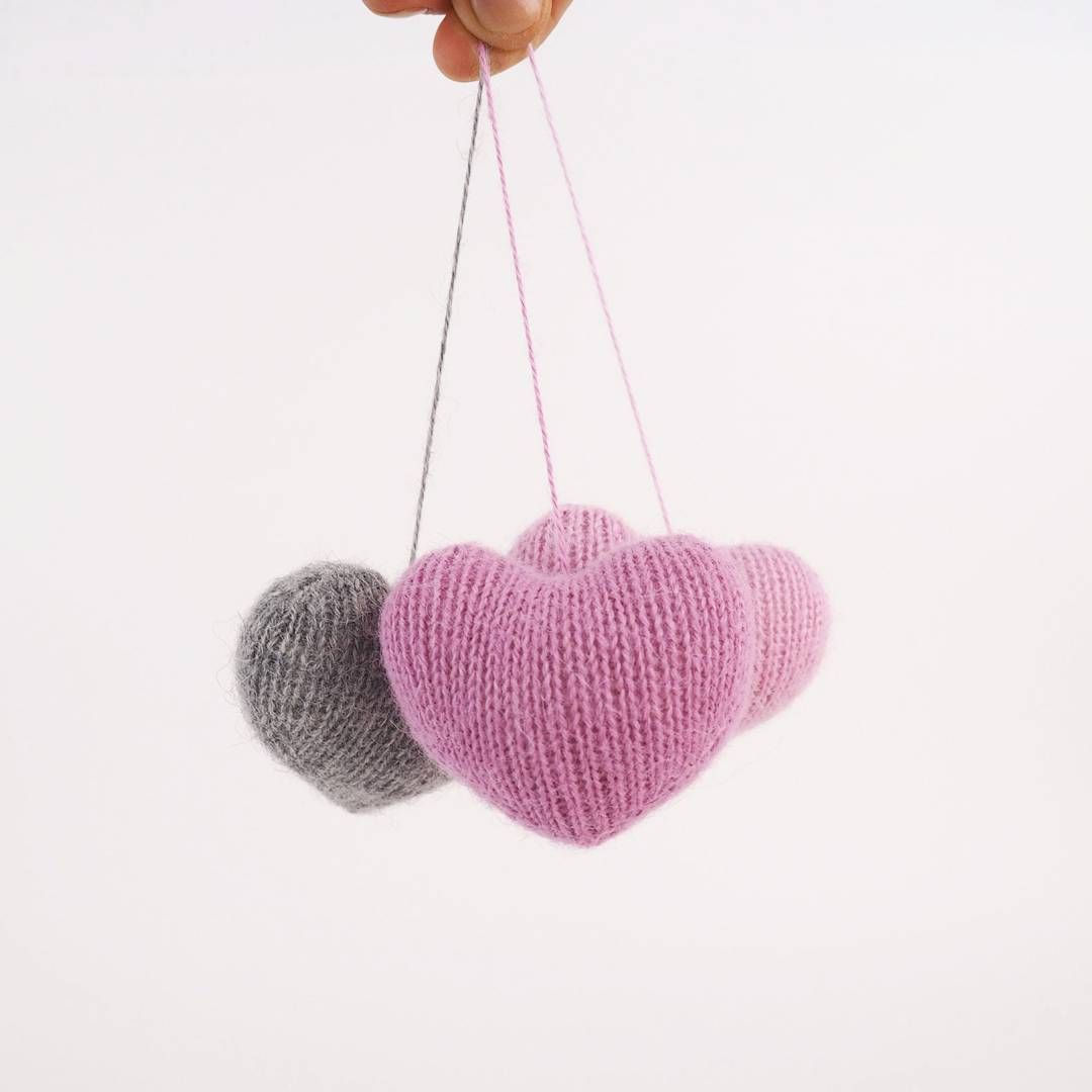 Wallpaper #HGdy7ZIBSpphPi3-_1jy98 Lovely Knitted Hearts to Enjoy Valentines Day Would You Like if I