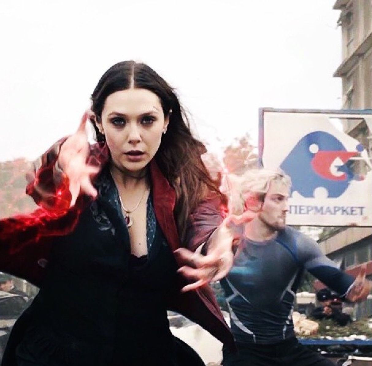 Wallpaper #WqWwOJMBVBiSkHCa7o4292 Wanda and Pietro Maximoff Fight Together Wanda and Pietro Maximoff