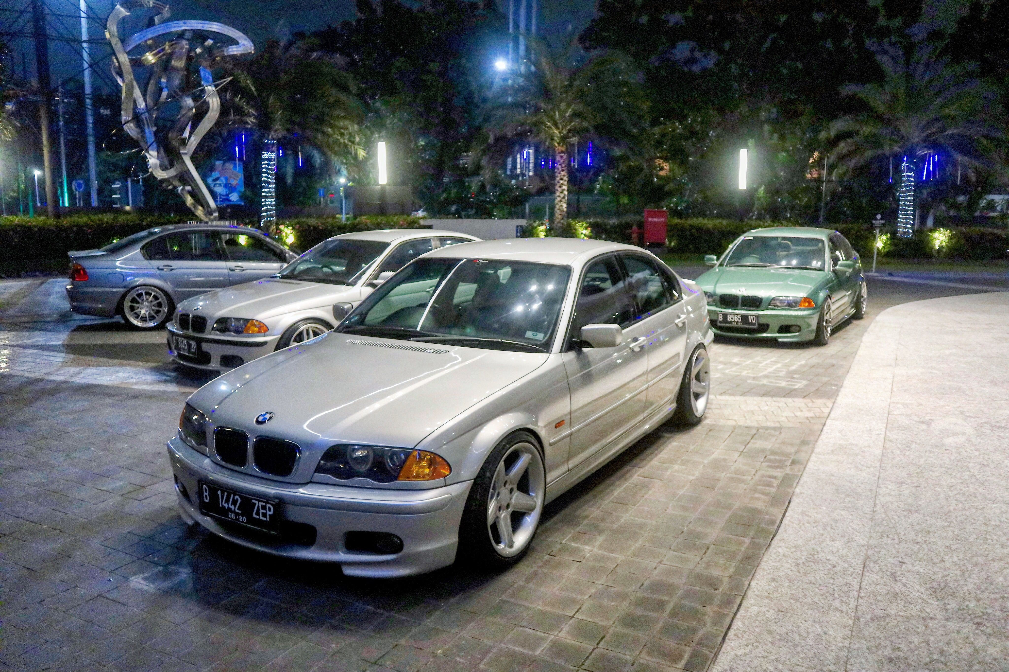 Wallpaper #0X0c9I4Bnwiau_P6Qw4_22 Types of BMW Cars with Pictures the Cars Model