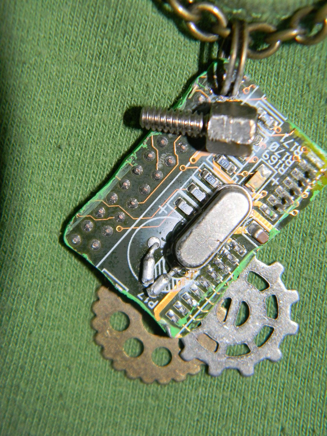 Wallpaper #cGeo65IBSpphPi3-g01d96 Pin by Christi Nicodemus on Cyberpunk Cyberpunk Dystopia Money Clip