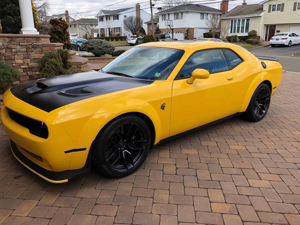 Wallpaper #BZ-aWJMBcUVgGJNo97Ey310 Dodge Challenger Srt Hellcat Painted in Yellow Jacket W a Matte Black