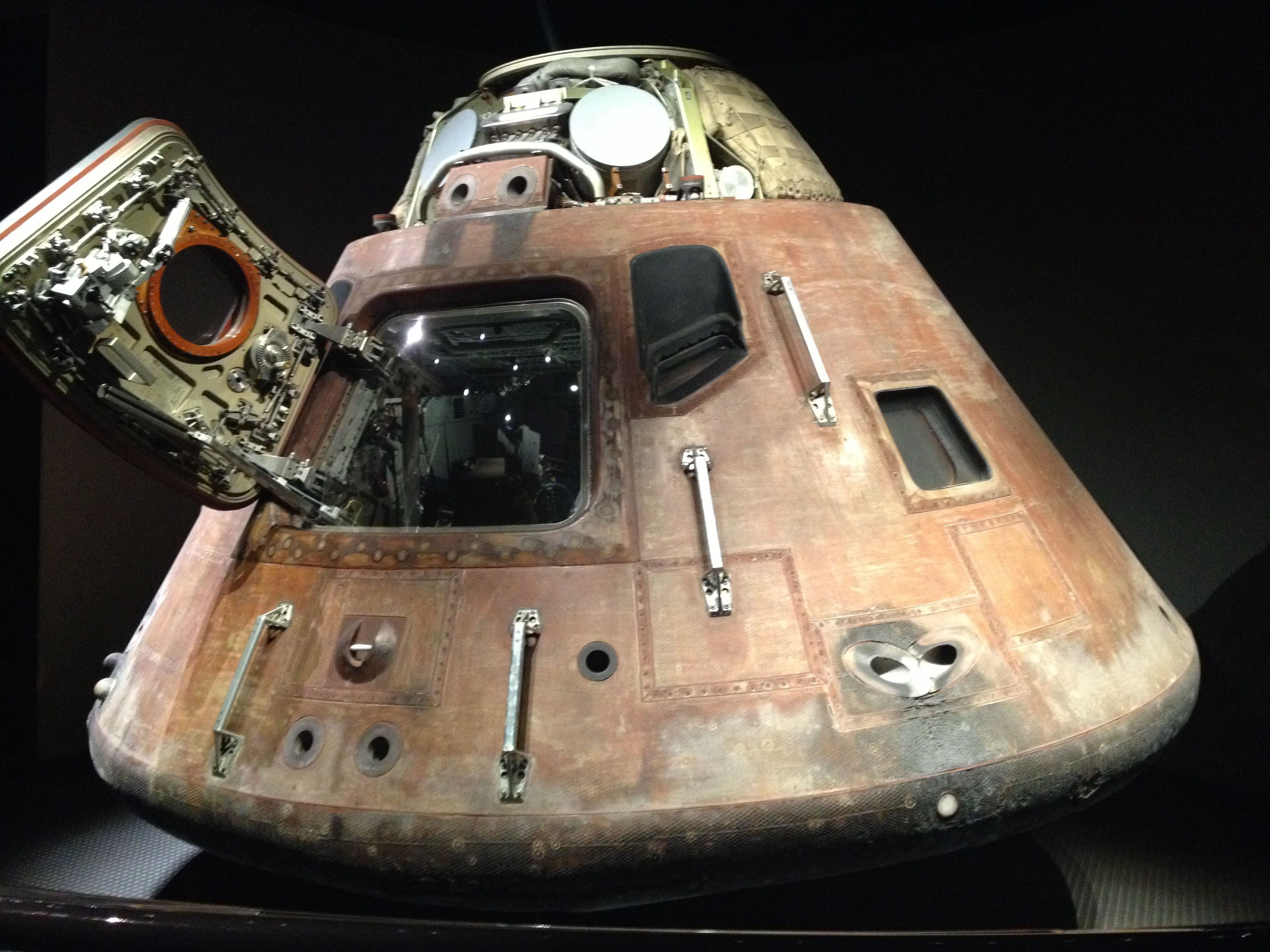 Wallpaper #e2eE_JIBSpphPi3-ZZiW208 Apollo 1 After the Devastating Fire in the Capsule on the Launch Pad