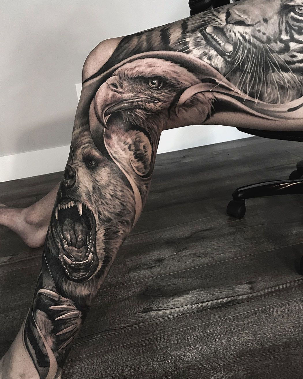 Wallpaper #8df64 11 Full Leg Tattoo Female Ideas That Will Blow Your Mind Full Leg