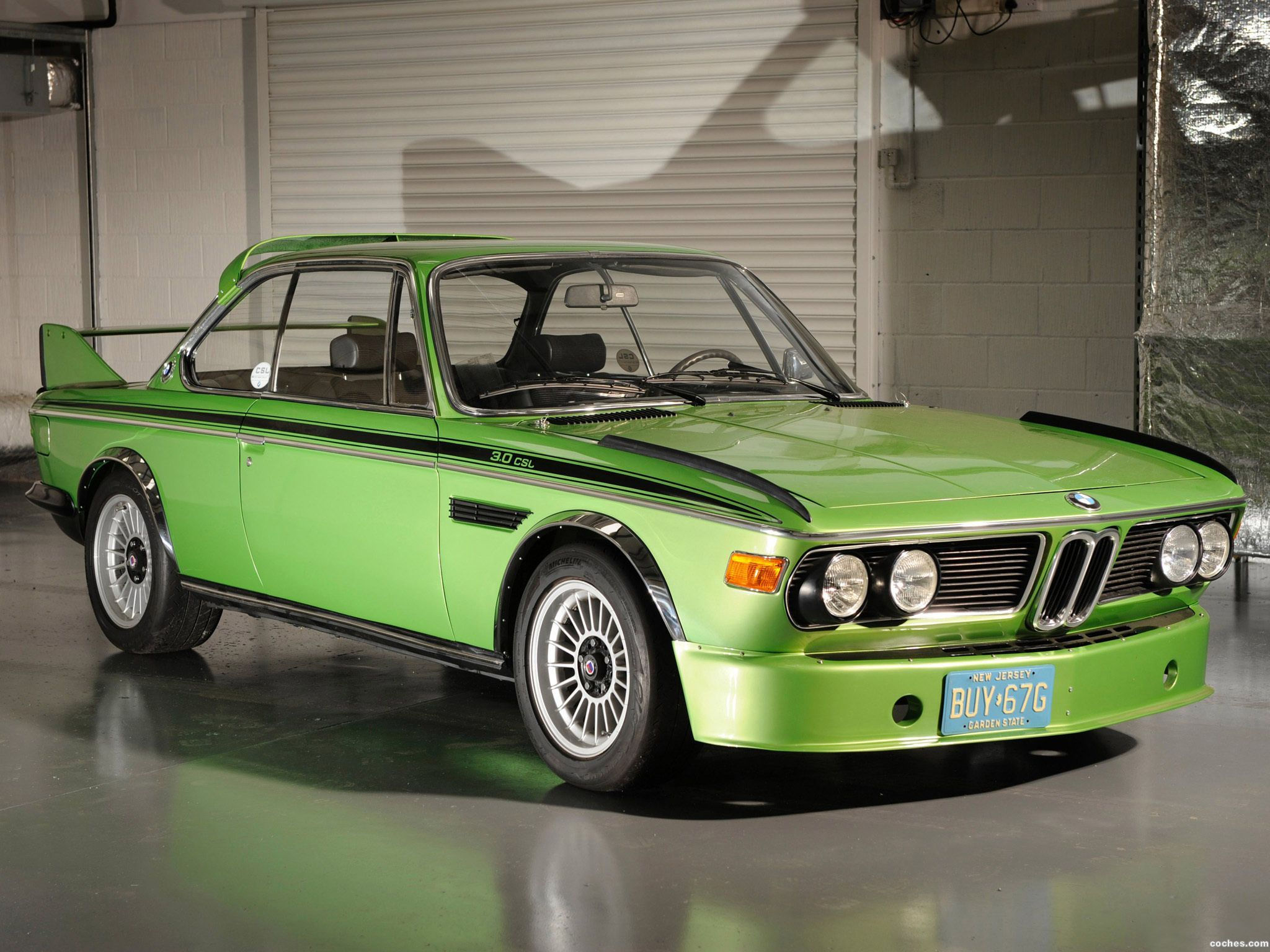 Wallpaper #xAA46o4BSdW8dNou2A7U53 Vintage Cars Colored BMW 30 Csl Vintage Model Retro BMW Car
