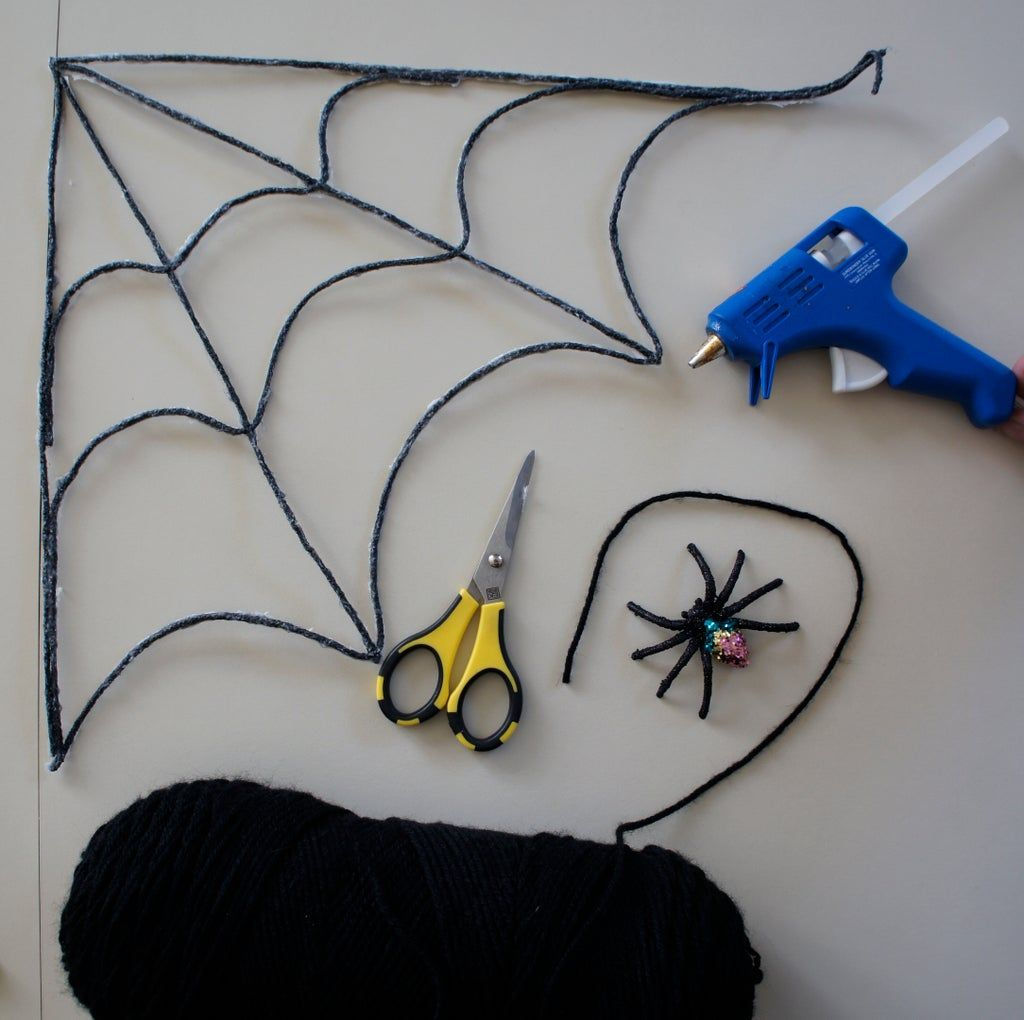 Wallpaper #mWf1-JIBSpphPi3-LItN290 Spinning Spider Webs Halloween Contest Happy Halloween Elmers Glue