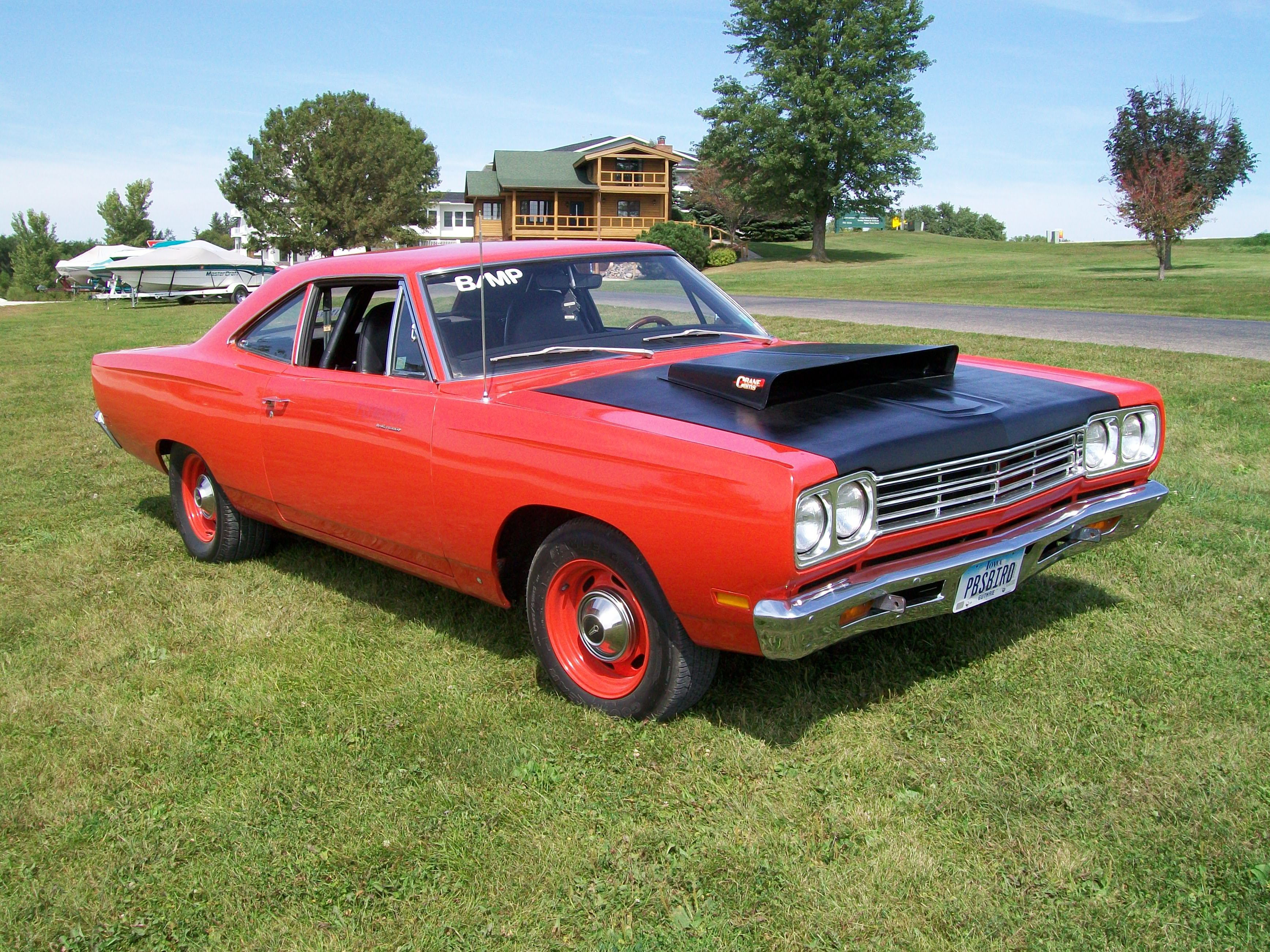 Wallpaper #eWc3-ZIBSpphPi3-Oozs157 Put on a Hemi Scoop from a Different Hood Plymouth Roadrunner Art