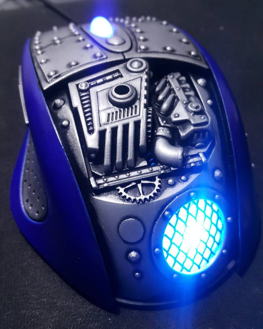 Wallpaper #jKeiMpMBlSzal8H1ONuh96 Cyberpunk Style Handrafted Computer Mouse from Armorhamster Mouse
