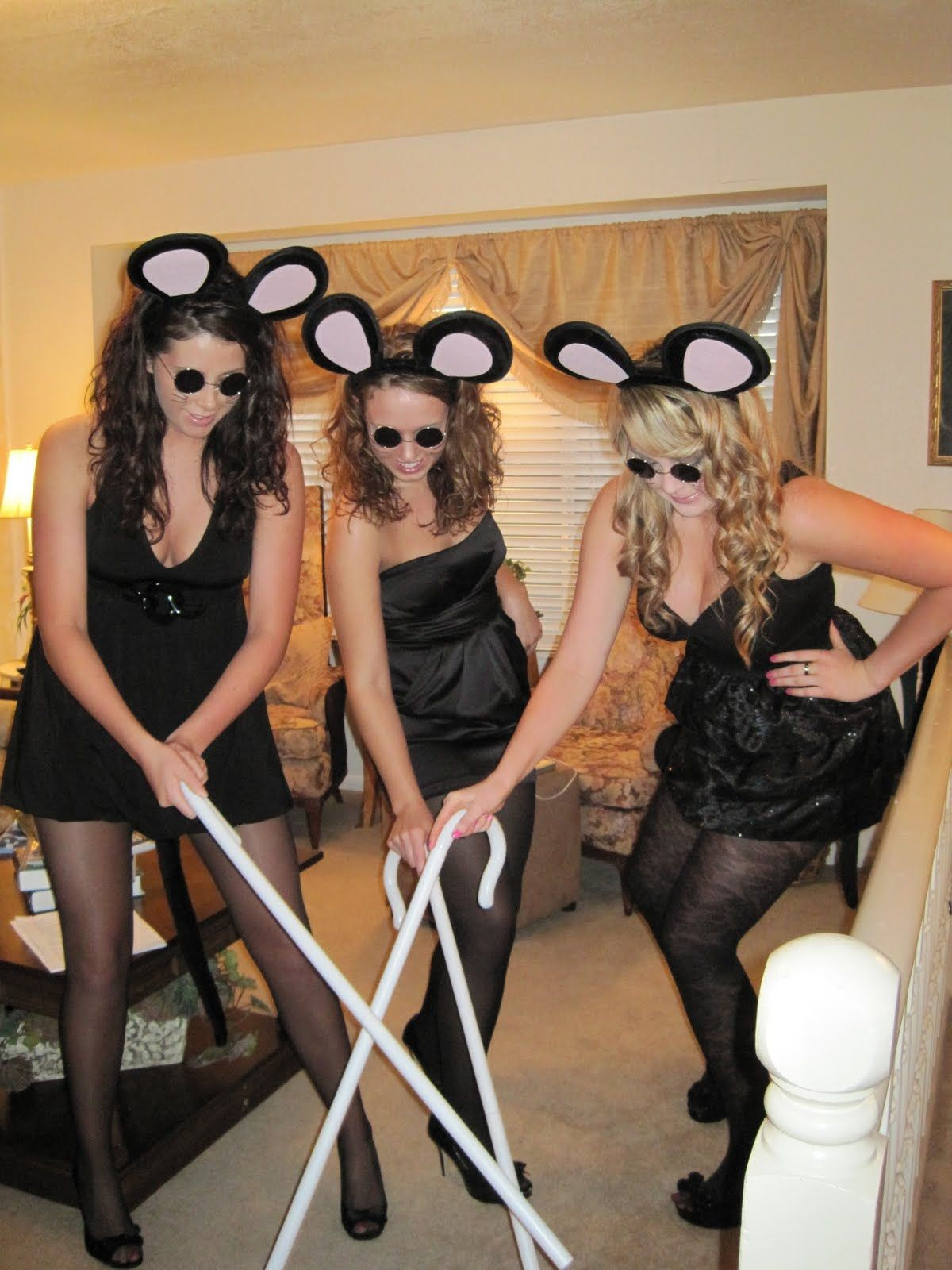 Wallpaper #4cb72 10 Great Three Person Halloween Costume Ideas 2024