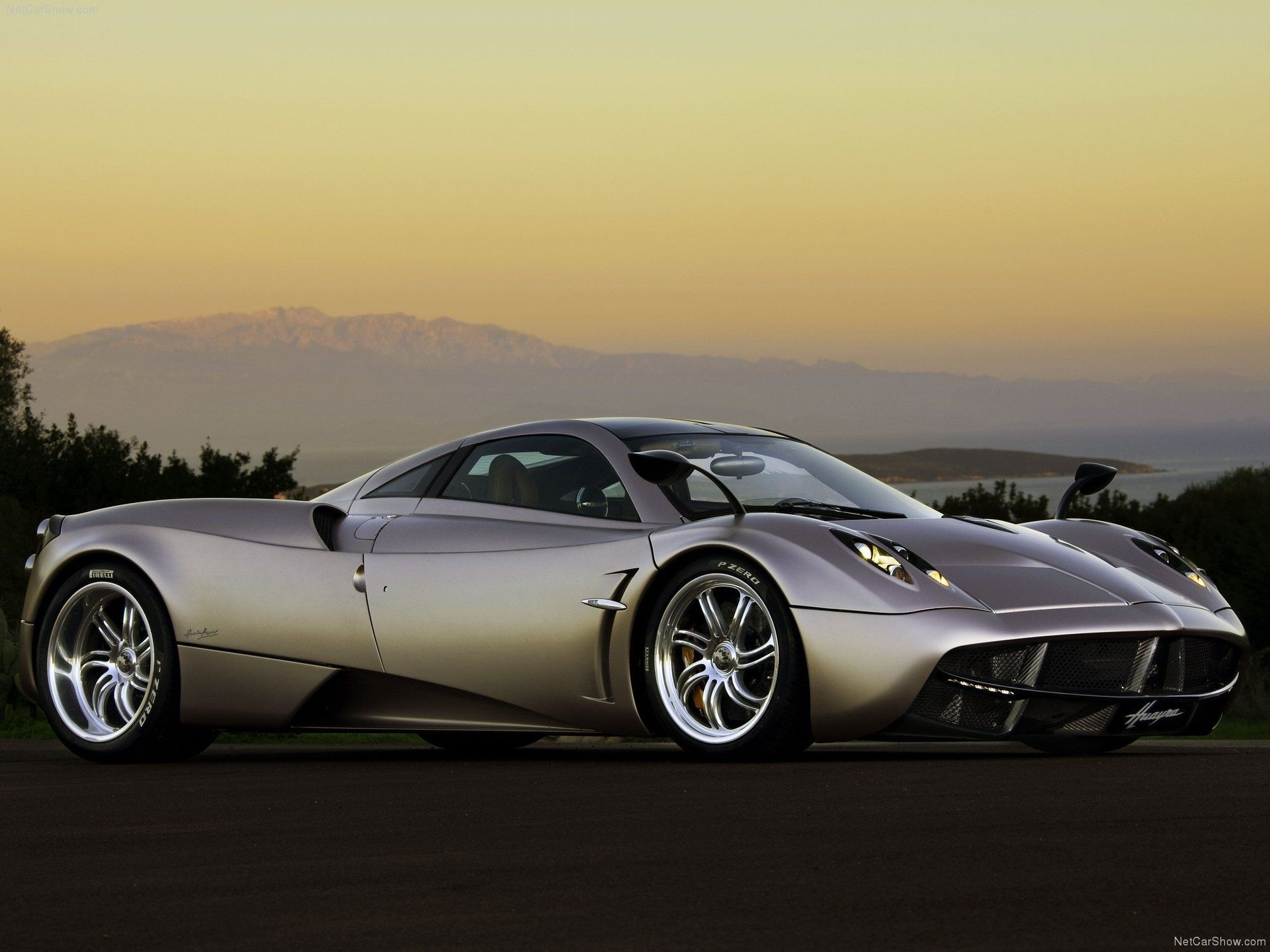 Wallpaper #u2fDApMBSpphPi3-orAs79 Pagani Huayra Pagani Huayra Sports Cars Luxury Pagani Car