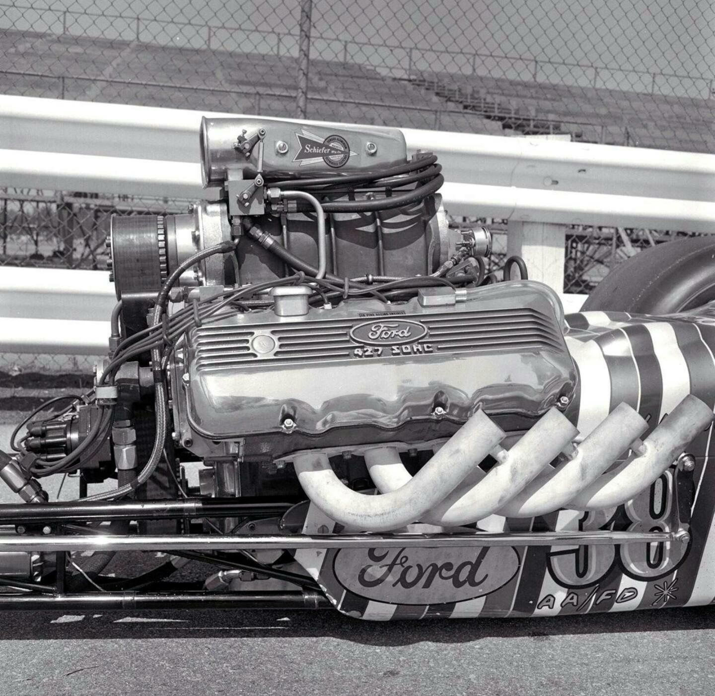 Wallpaper #3d643 Chevy Drag Racing Engines