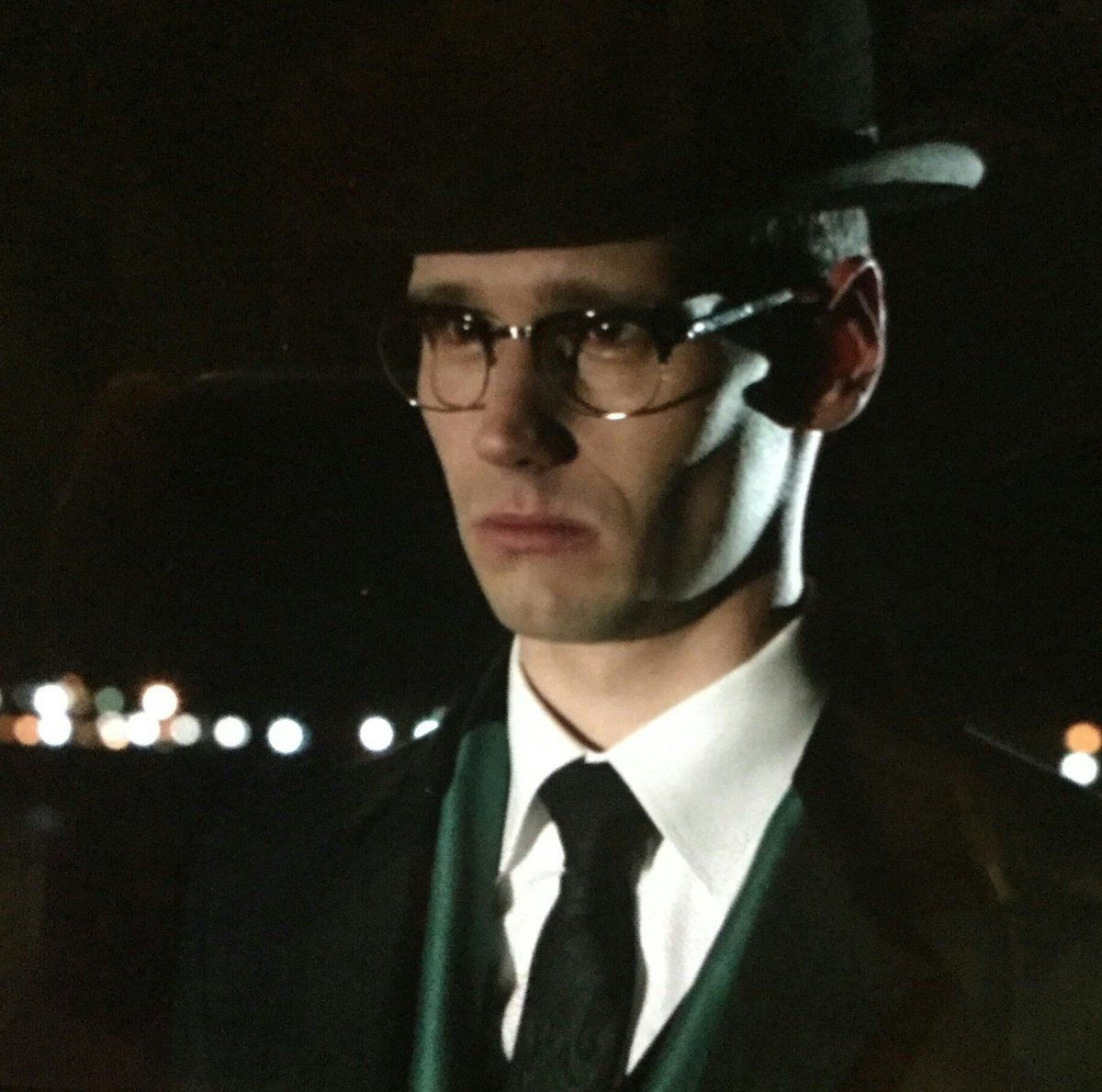 Wallpaper #GxnMLo8BtGB6xQ78r5ab36 H Loves Seb on Twitter Riddler Gotham Riddler Edward Nygma Gotham