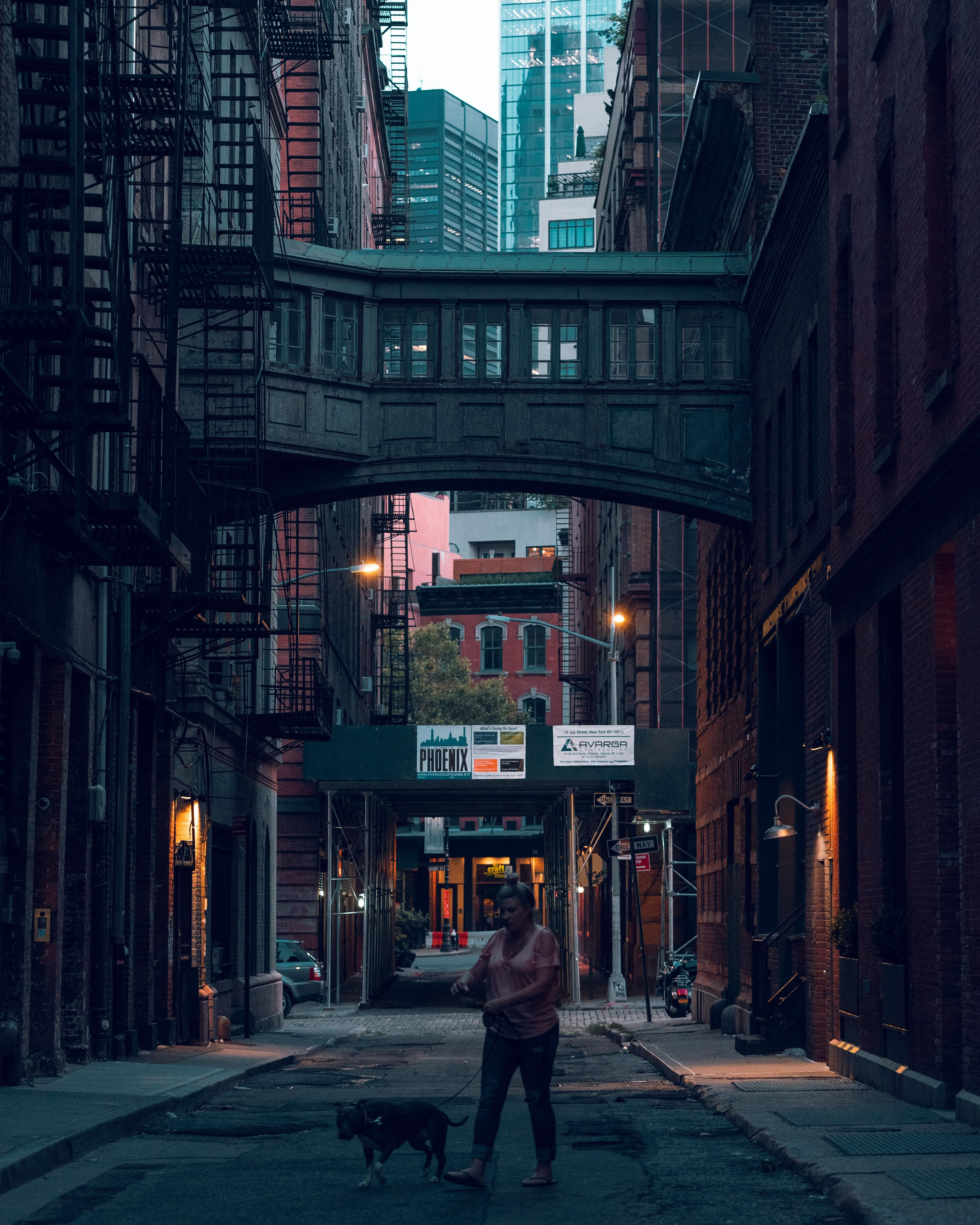 Wallpaper #g32_9I4Bnwiau_P6NRBr57 Tribeca Alley Newyorkcity Tribeca Gotham City Cityscape New York