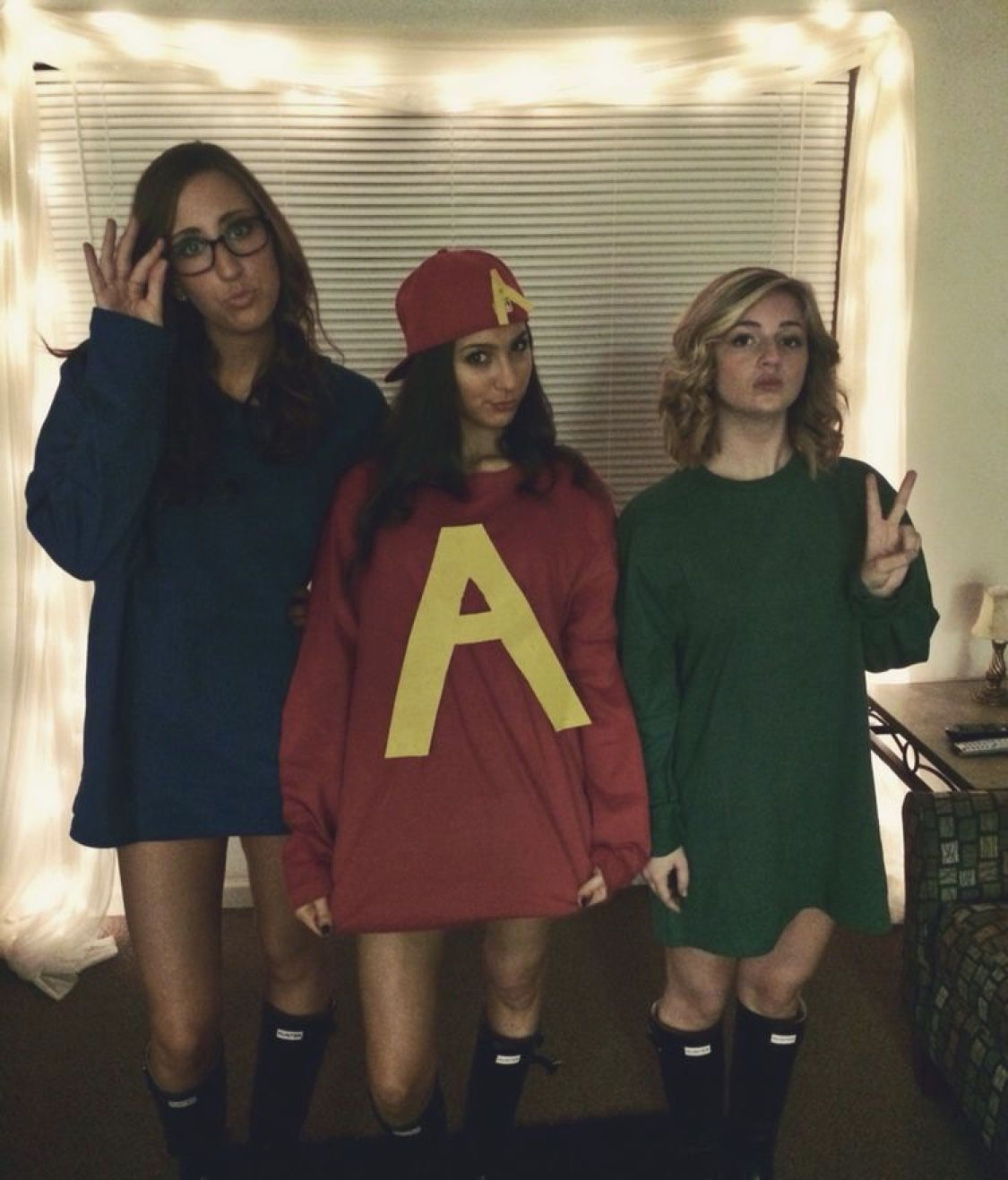 Wallpaper #4cb72 10 Great Three Person Halloween Costume Ideas 2024