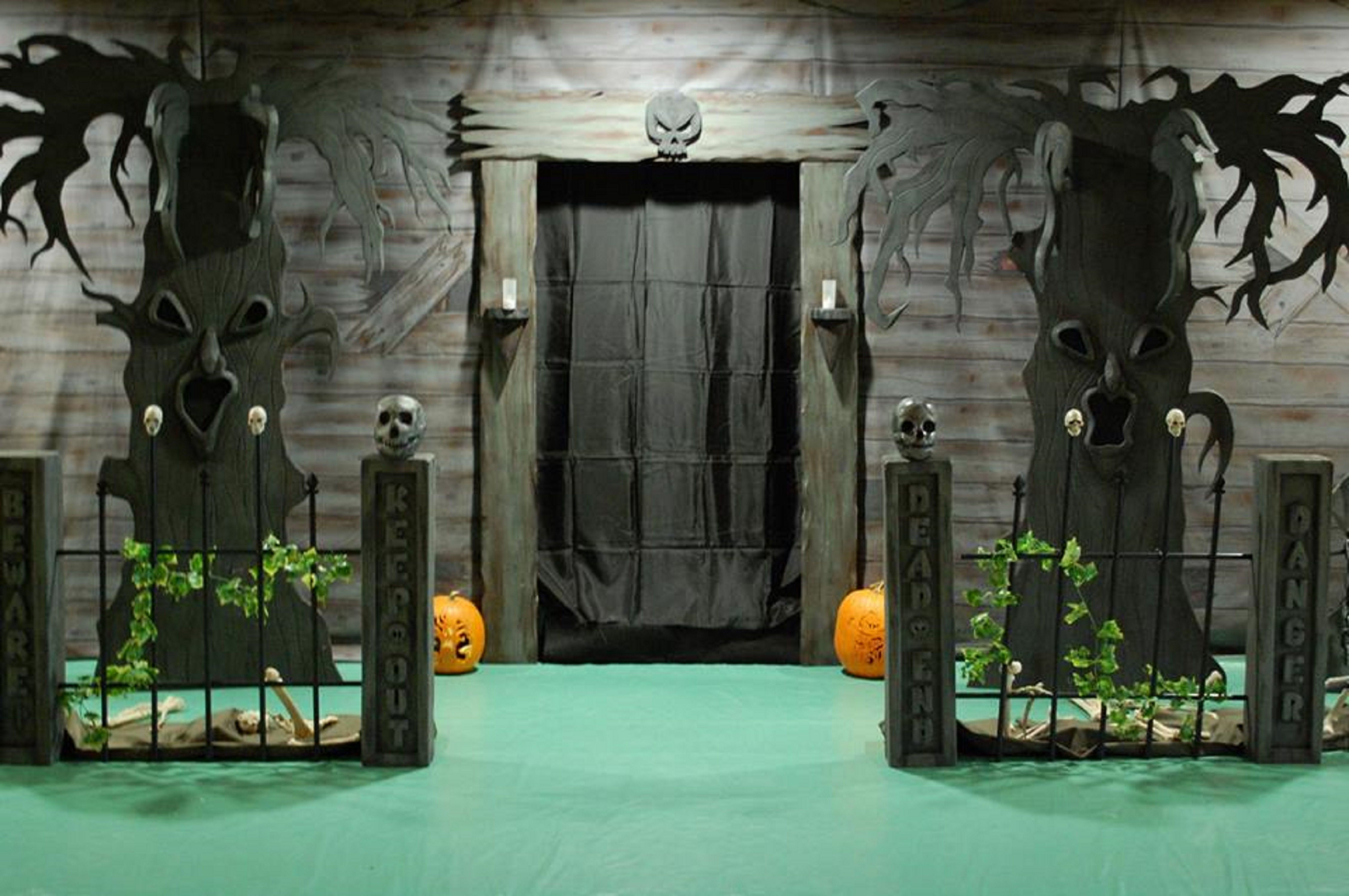 Wallpaper #3cf96 Haunted House Props 2024 Turn Your Home into a Haunt with Halloween