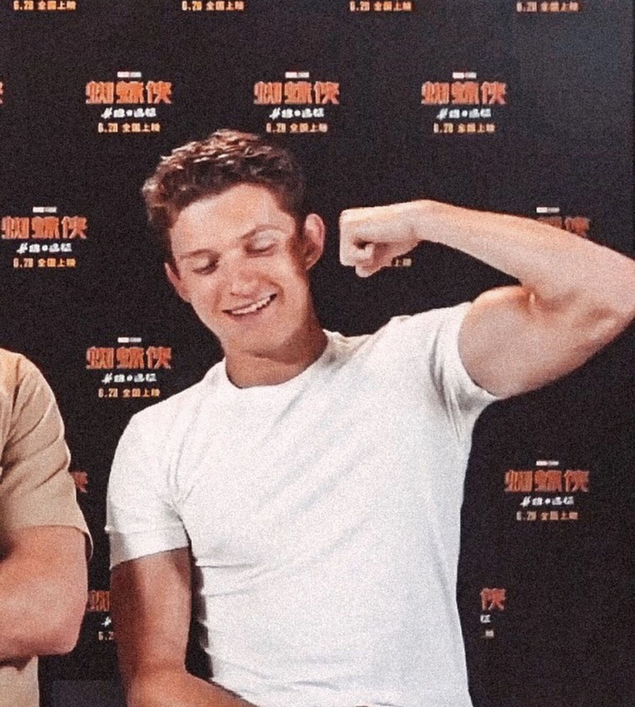 Wallpaper #s2gbF5MBSpphPi3-og2P375 Tom Peters Baby Toms Tom Holand Tom Holland Peter Parker Cameron