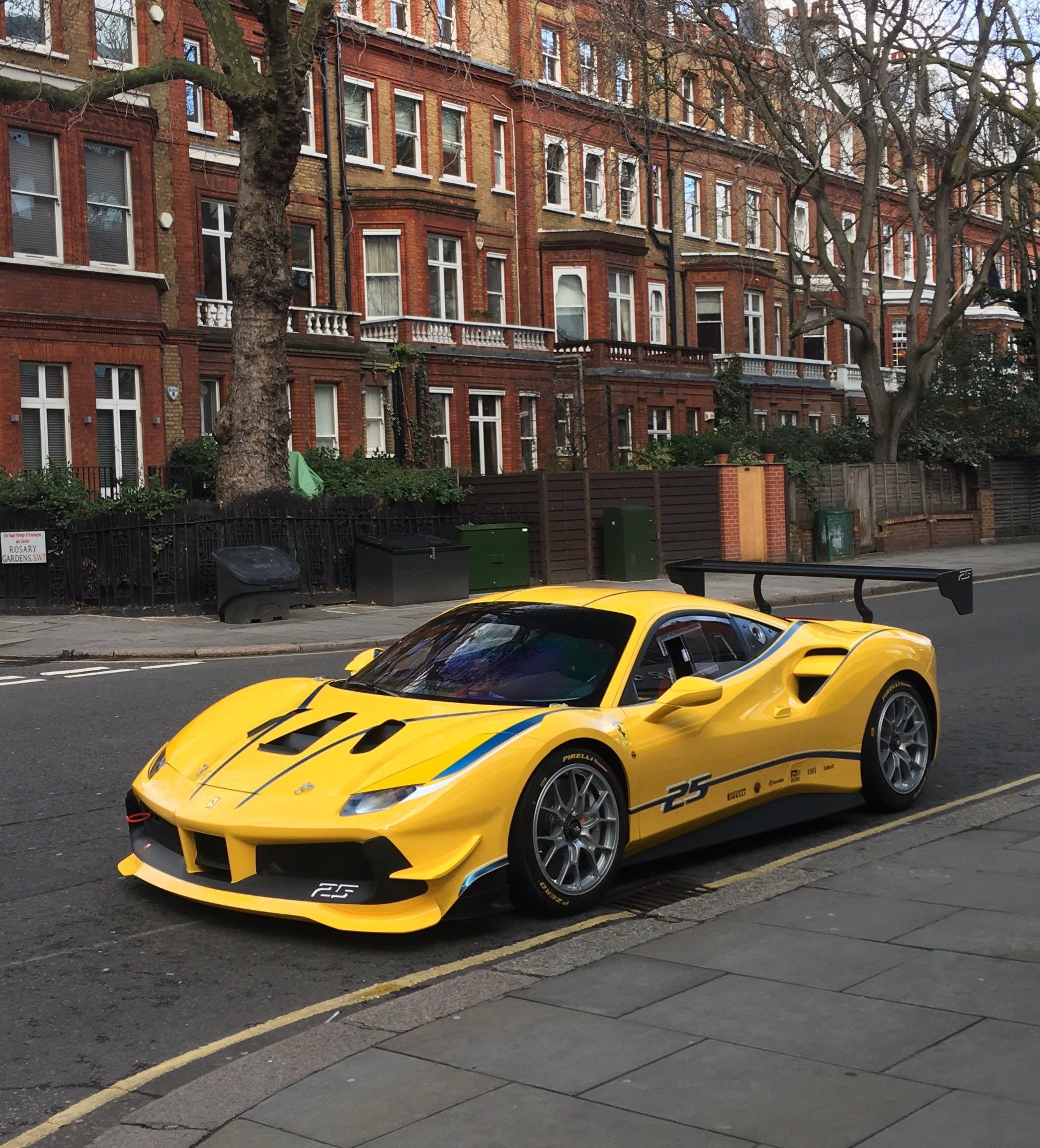 Wallpaper #vyyiSZMB0E1QgA7w7fOj327 Ferrari 488 Challenge Ferrari Super Cars Dream Cars