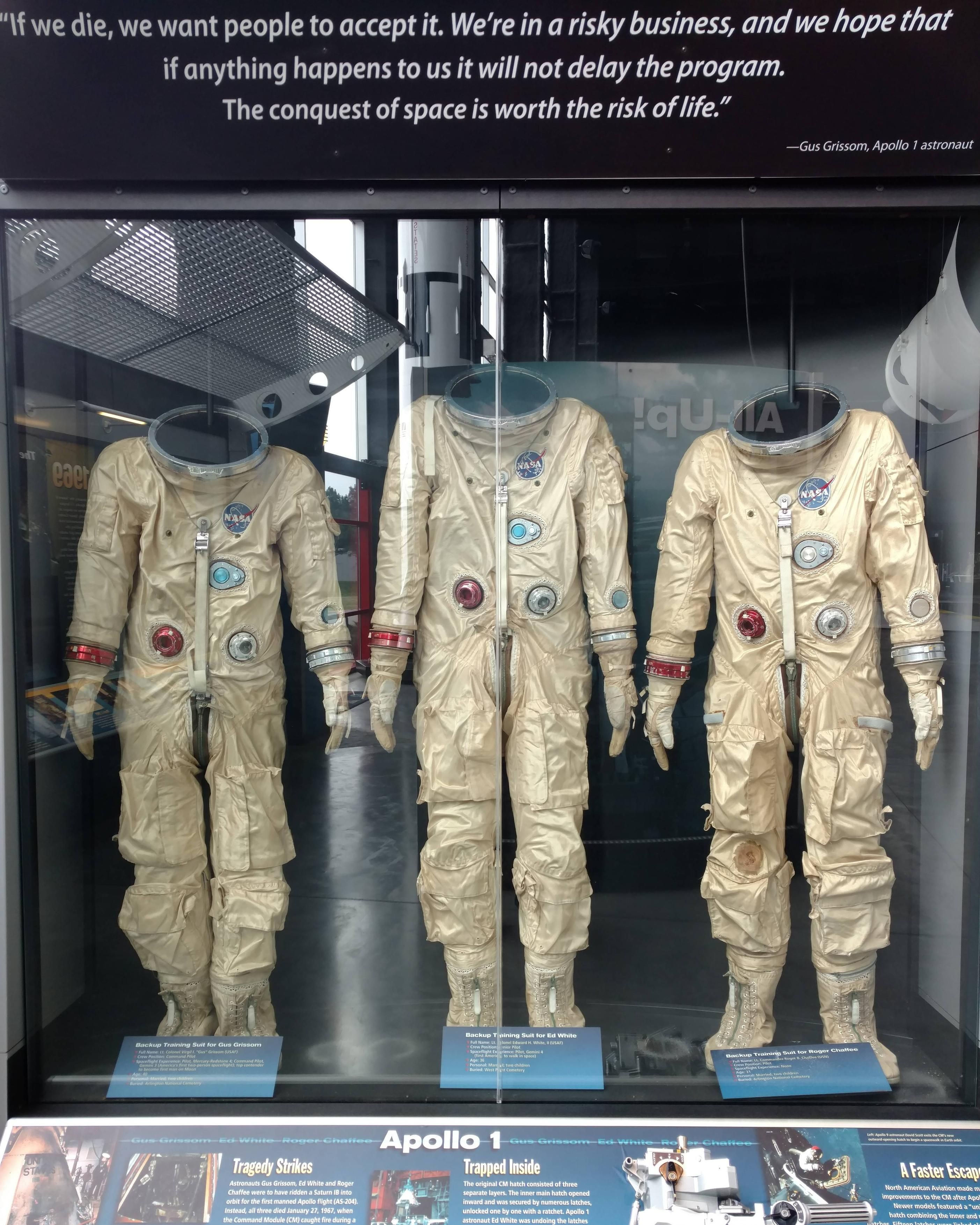Wallpaper #e2eE_JIBSpphPi3-ZZiW77 Apollo 1 Tribute at the Us Space and Rocket Center Imgurcom Apollo