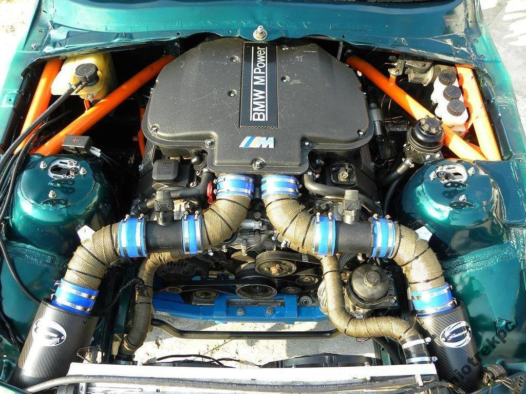 Wallpaper #amfn-JIBSpphPi3-Movo289 50 L S62 V8 in a BMW E36 M3 BMW E21 E30 Engine Swap Car Engine BMW