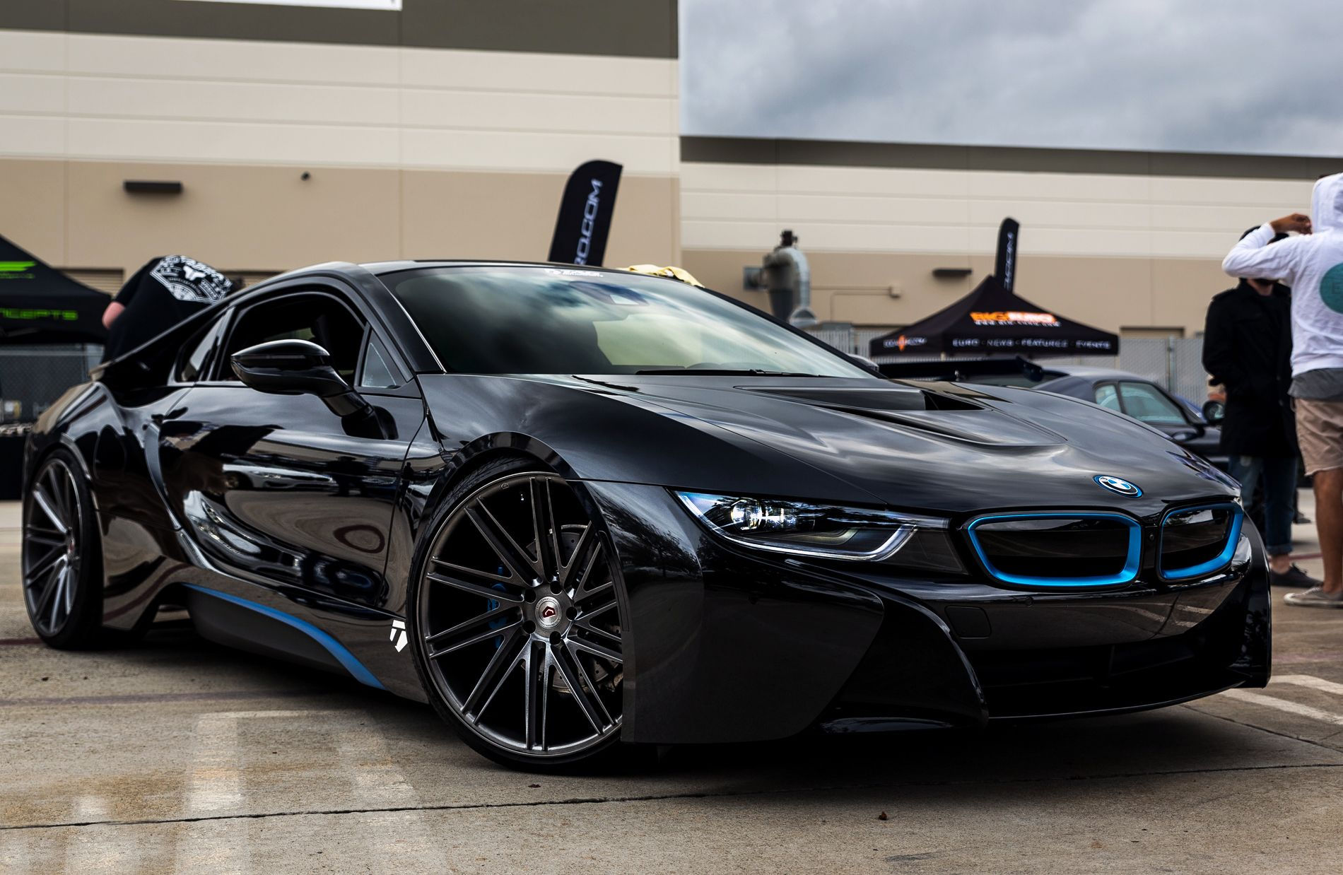 Wallpaper #pGgWF5MBSpphPi3-BQ1U81 BMW i8 I Series Sports Car Black Custom Detailed Ferrari