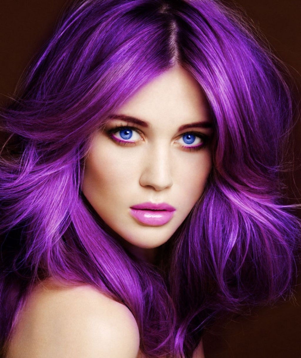 Wallpaper #0RkzIo8BtGB6xQ78-oFq49 Two Tone Hair Color Layers Bright Purple Hair Girl with Purple Hair