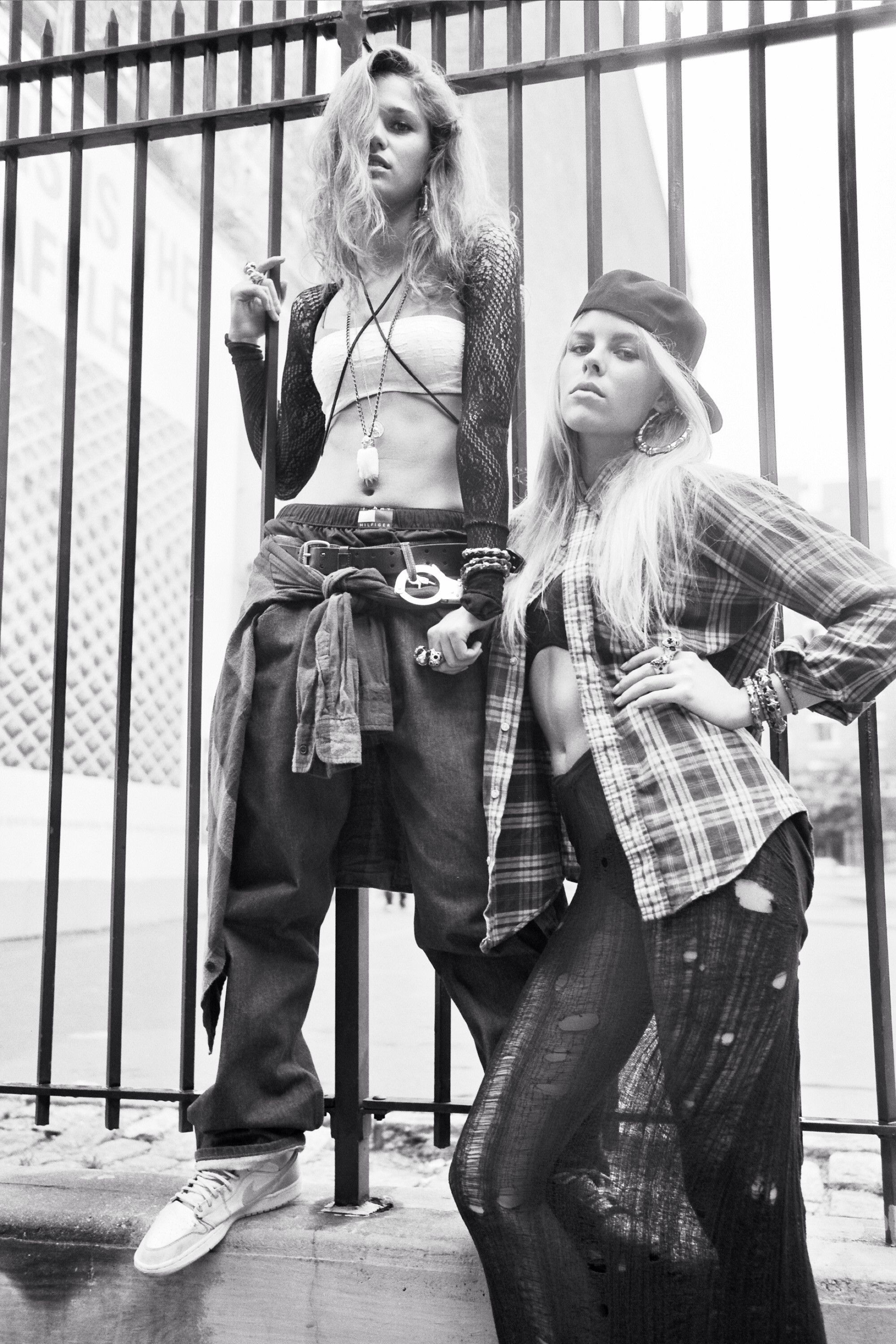 Wallpaper #QIf_MZMBPAdmKxa2_2NZ268 Pin by Taryn Hyland on Threads Grunge Fashion Punk Fashion 90s